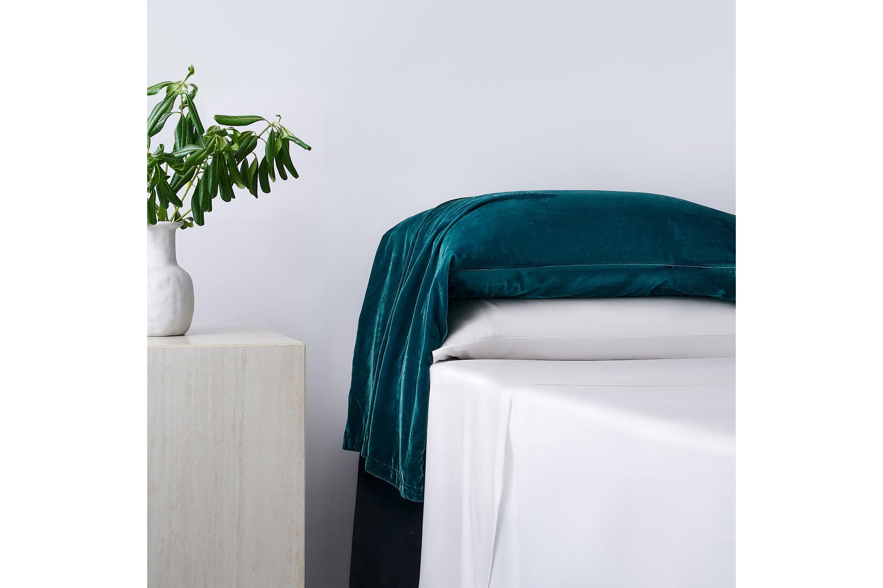 HiEnd Accents Stella Faux Silk Velvet Romantic Western Waterfall 2 Piece Pillowcase Set