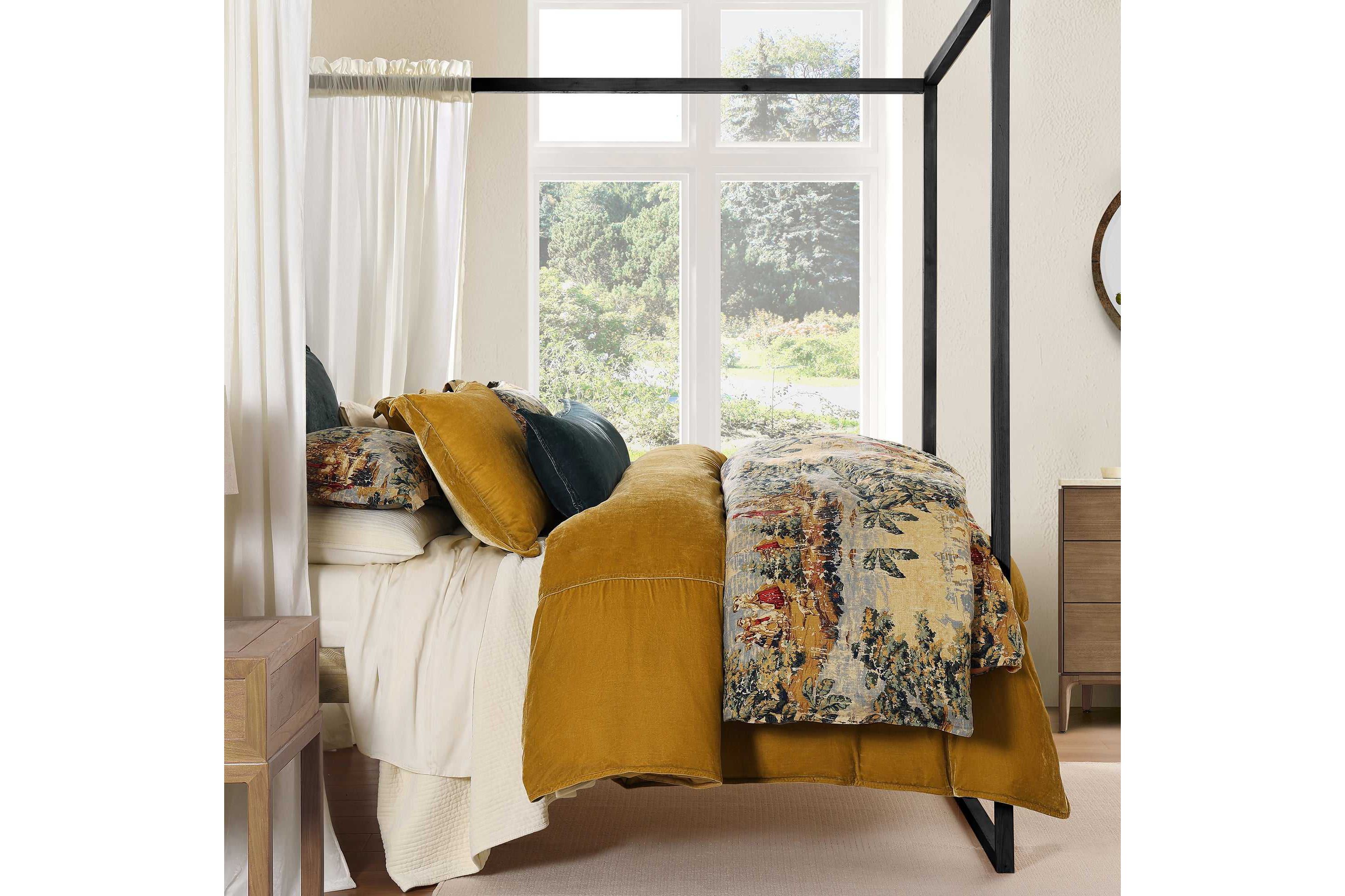 HiEnd Accents Provence Vintage Toile Washed Linen 3 Piece Comforter Set