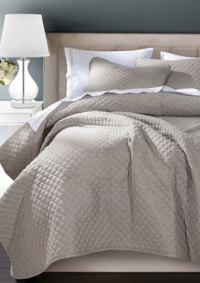 HiEnd Accents Anna Diamond Quilted Coverlet, King -  0819652028924