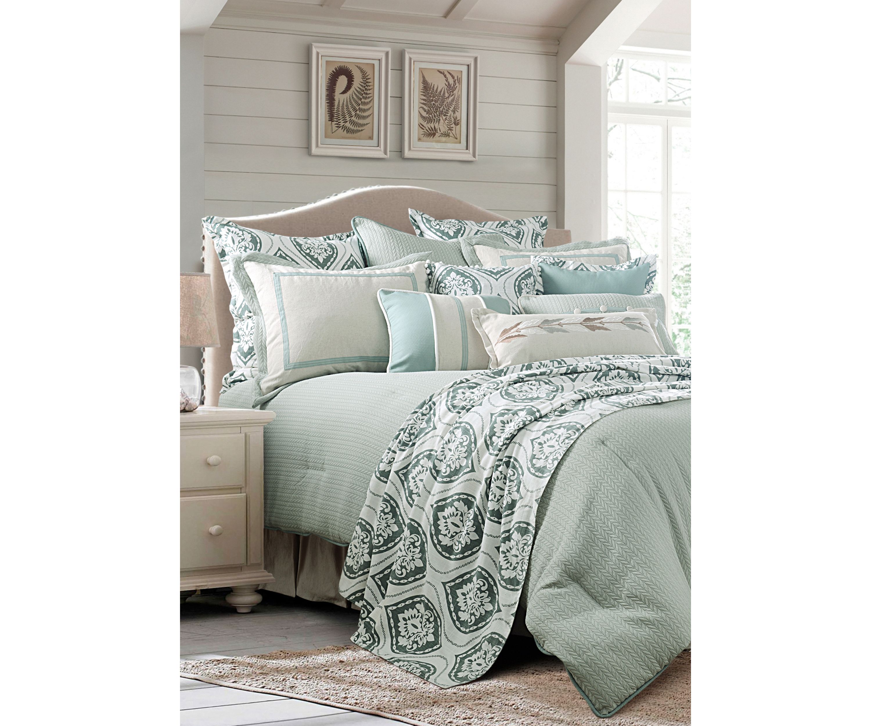Belmont Comforter Set