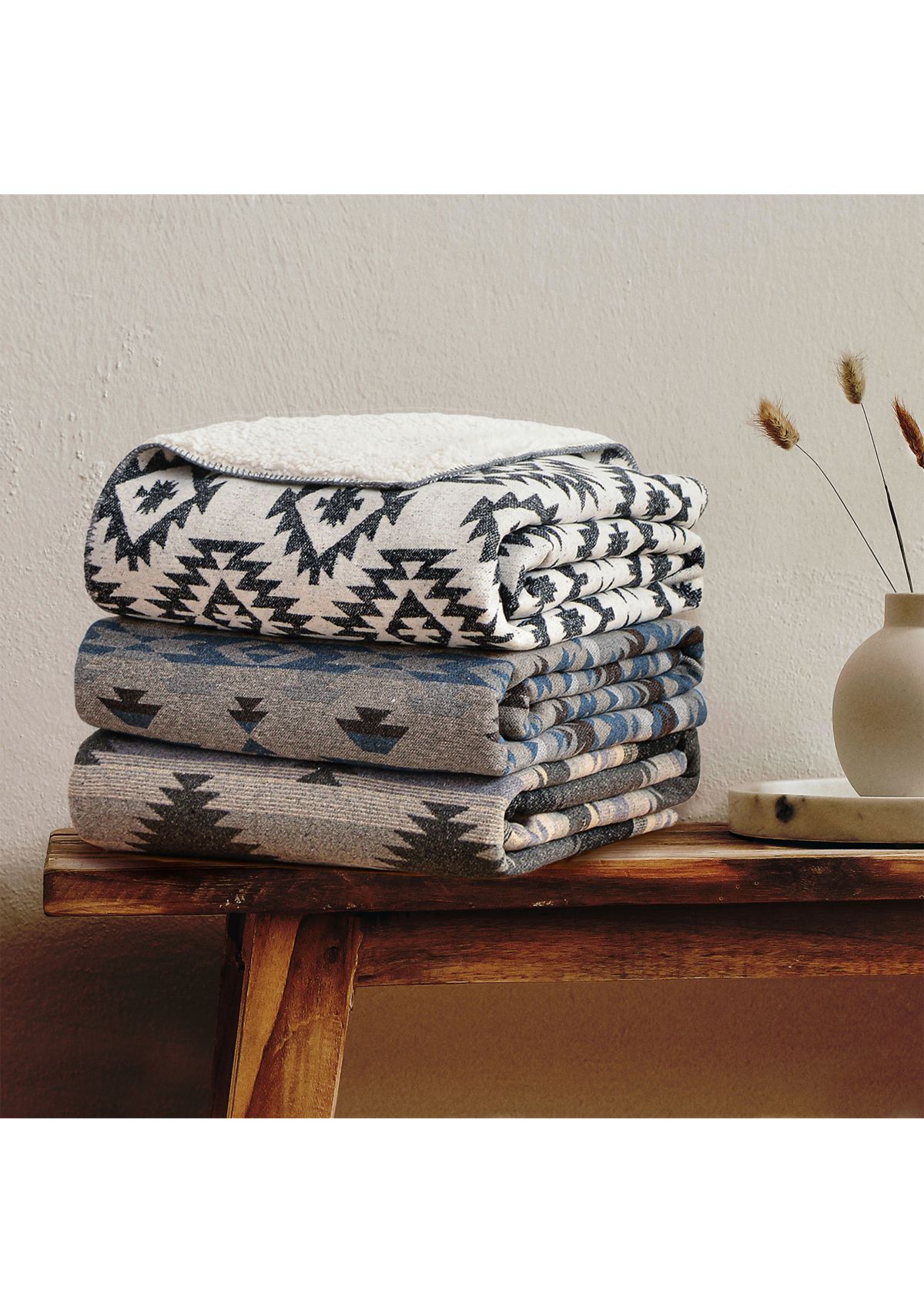 Aztec Design Throw with Shearling Back