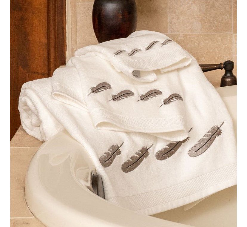 Embroidered Feather White Towel Set