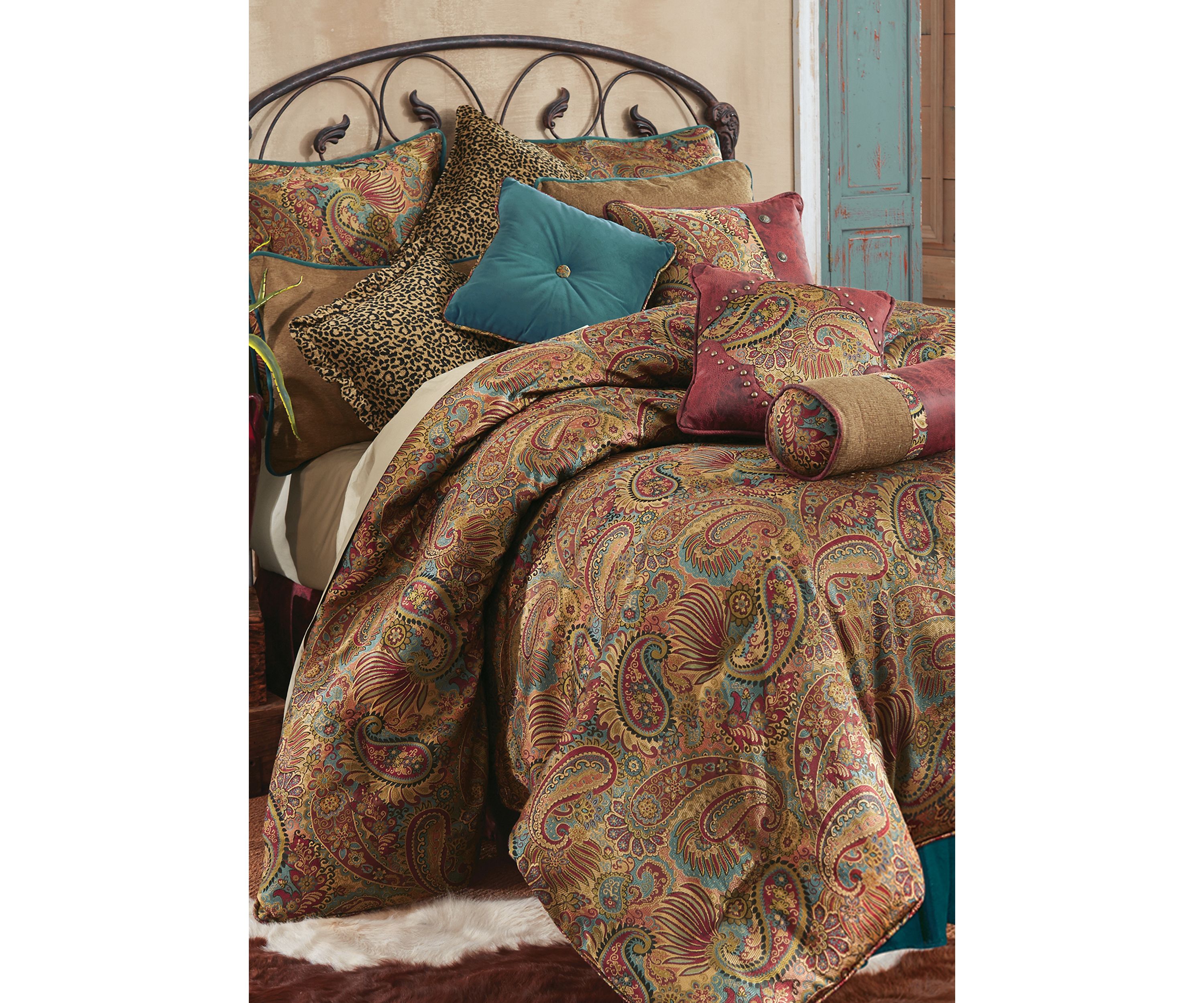 San Angelo Comforter Set