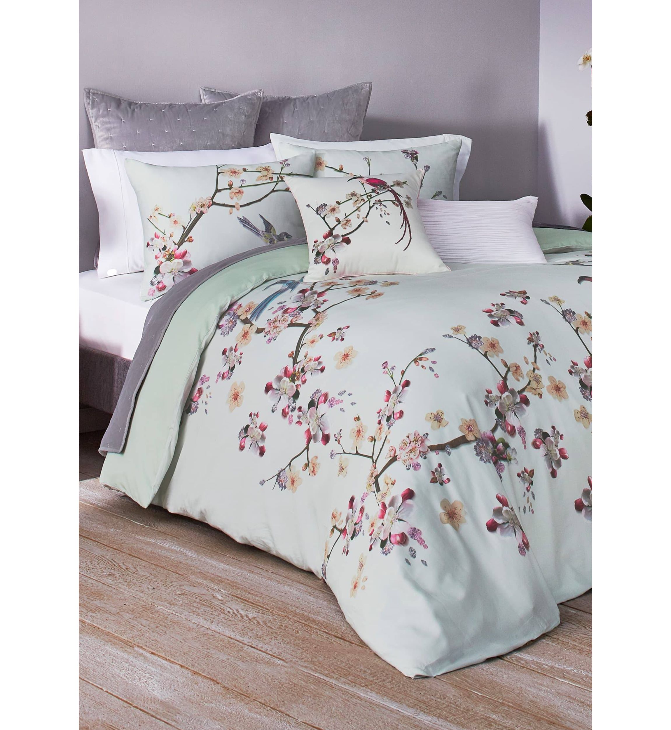 Flight of the Orient Reversible Duvet Cover Set