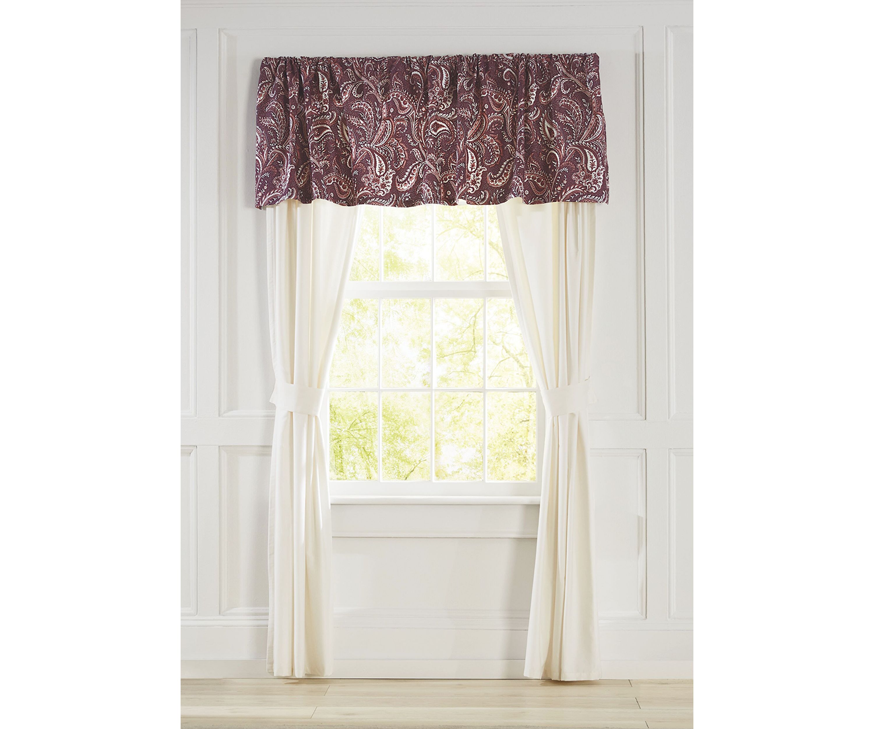 Pruna Valance