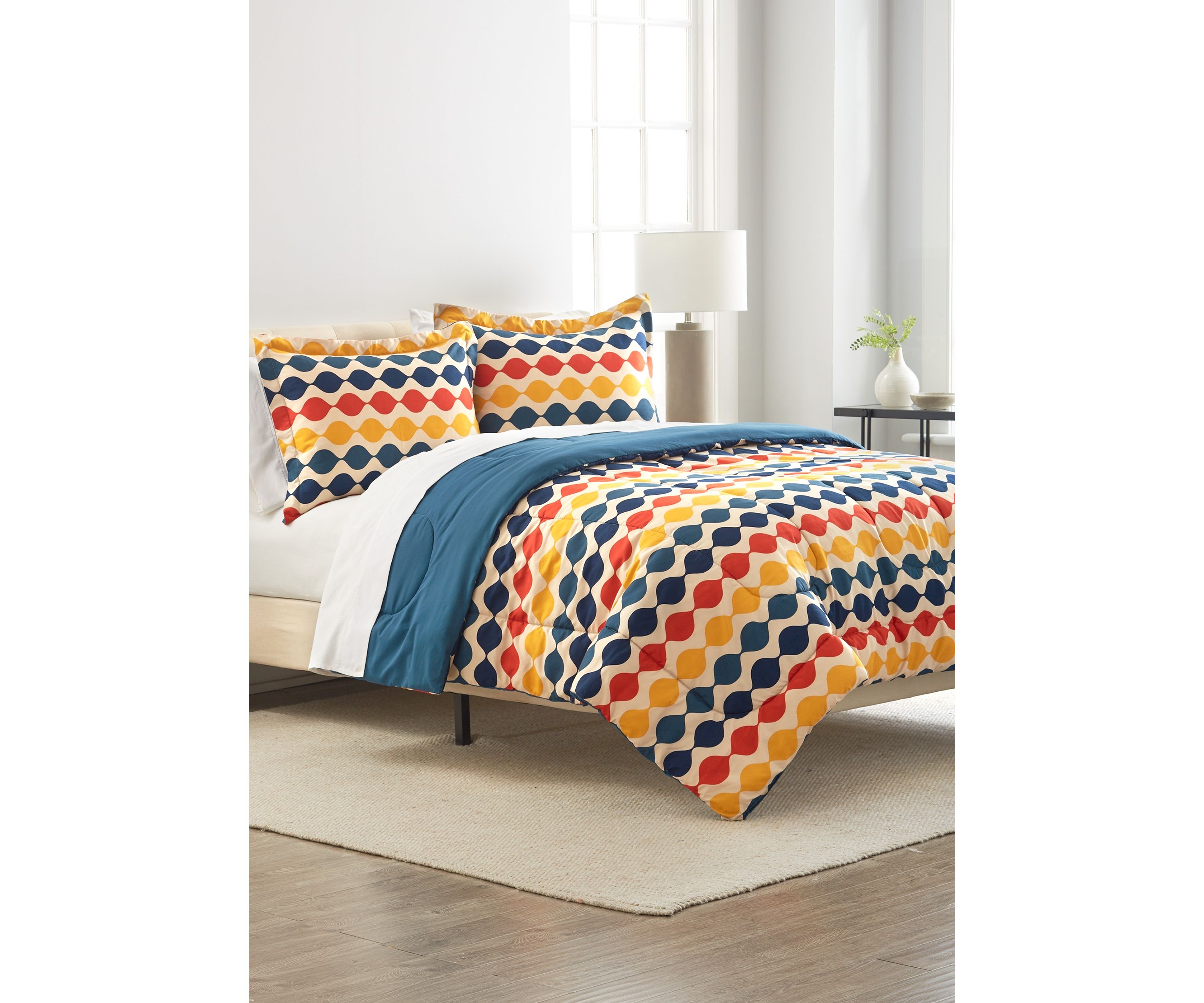 Geometric Comforter Set