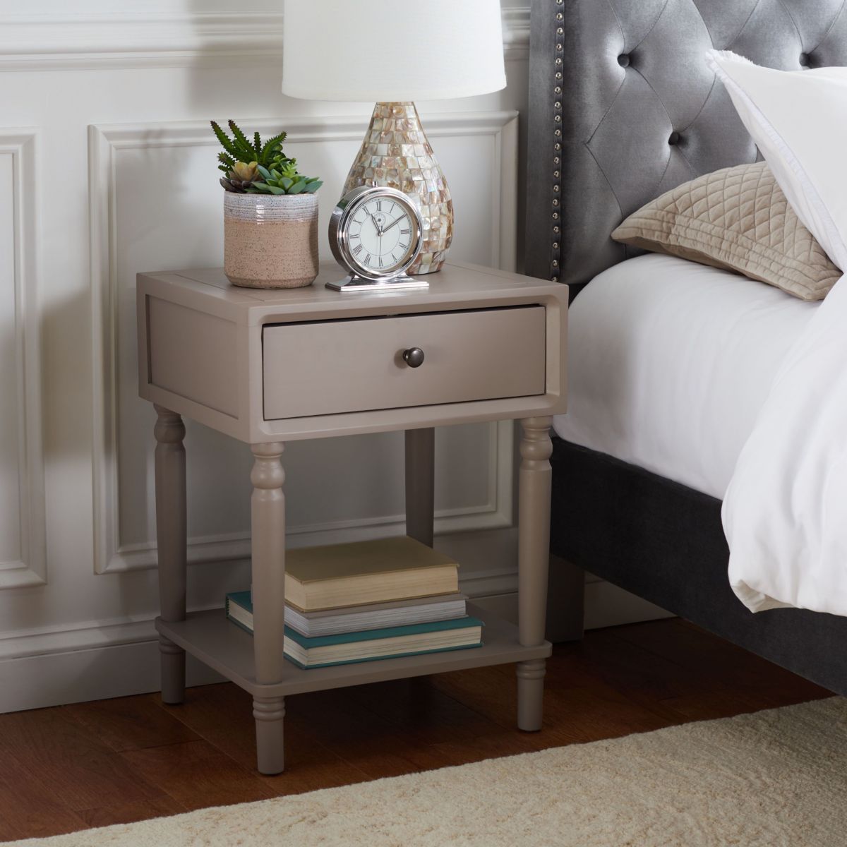 Siobhan Nightstand
