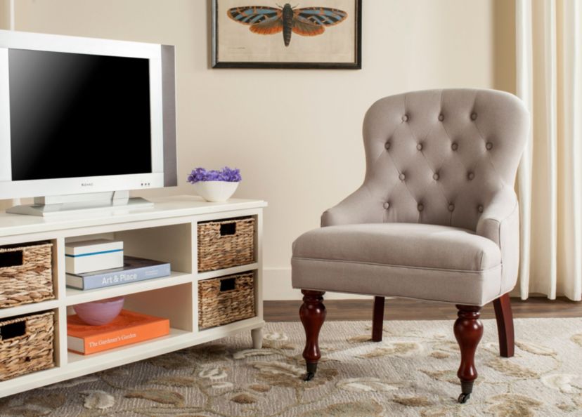 Falcon Tufted Arm Chair