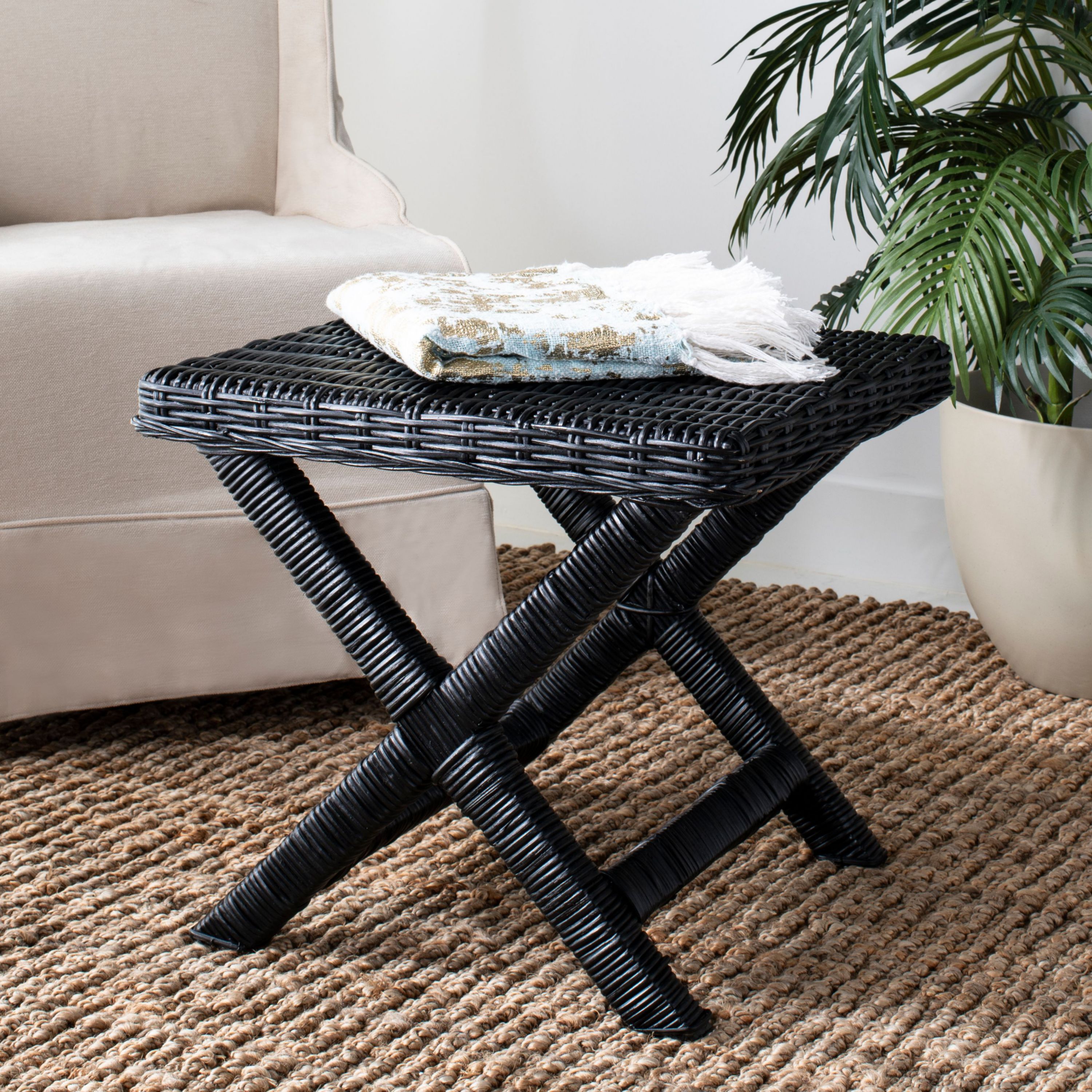 Manor Bench
