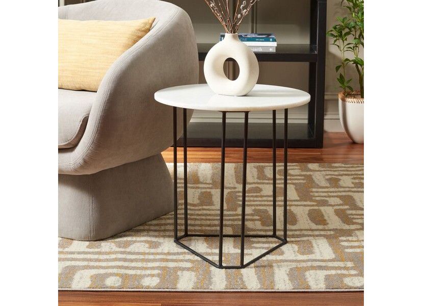Eloblaire Round Accent Table