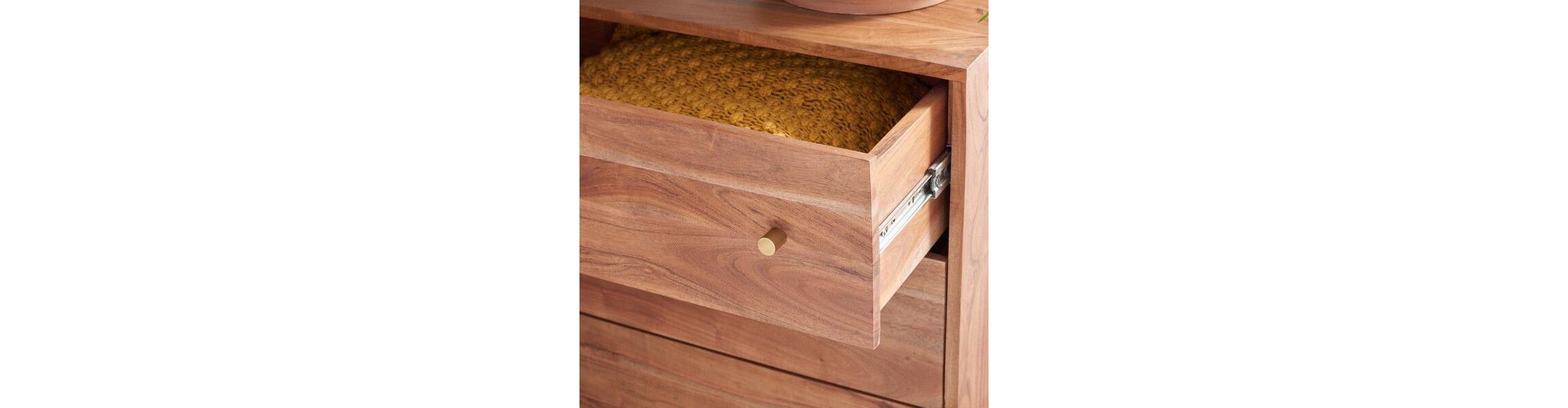 Dowling 3 Drawer Chest