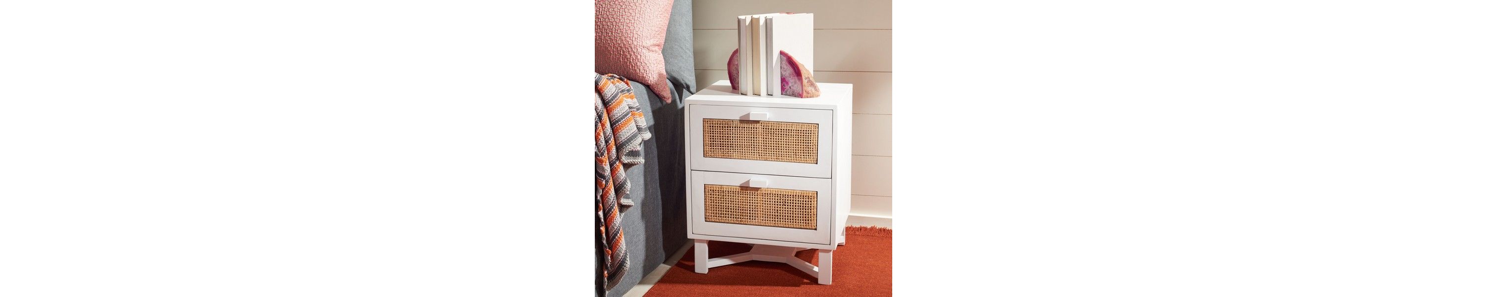 Hedwig 2 Drawer Nightstand