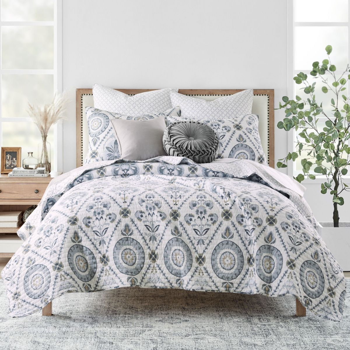 Maeve Neutral King Quilt Set