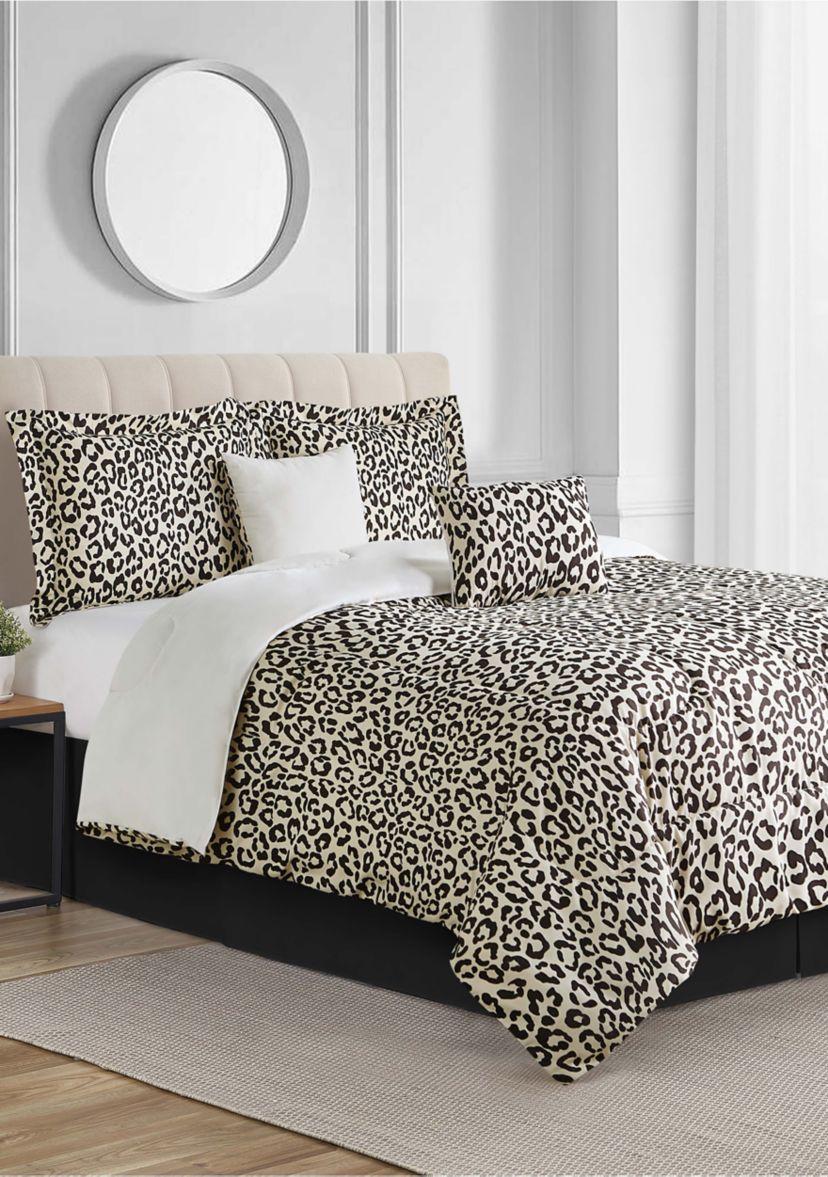 Amur Animal Reversible Comforter Set 