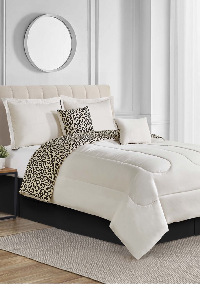 Amur Animal Reversible Comforter Set 