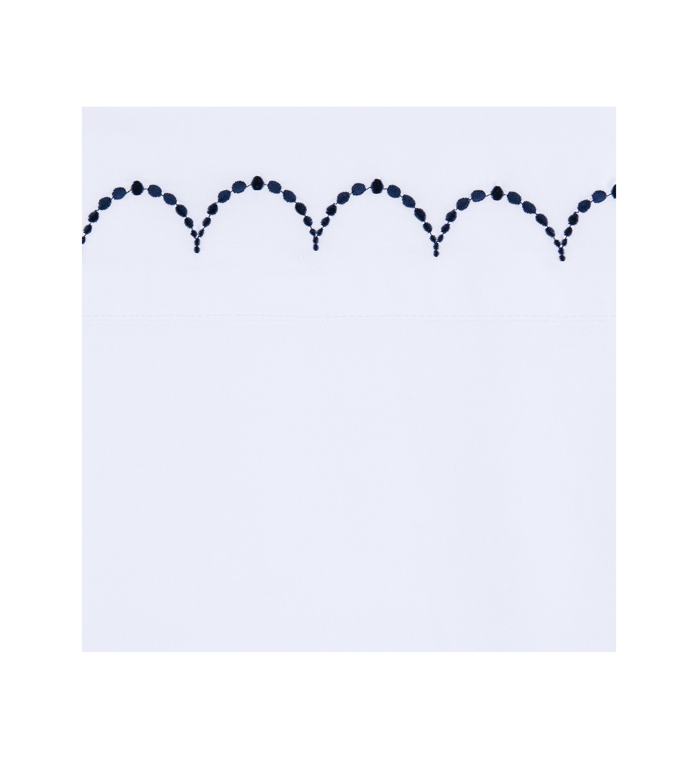 Embroidered Scalloped Sheet Set
