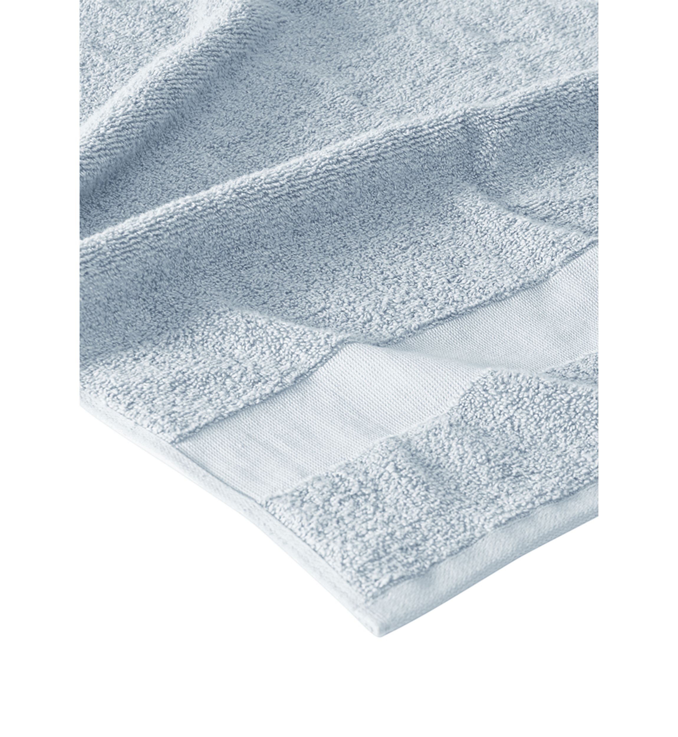 Signature Towel Collection