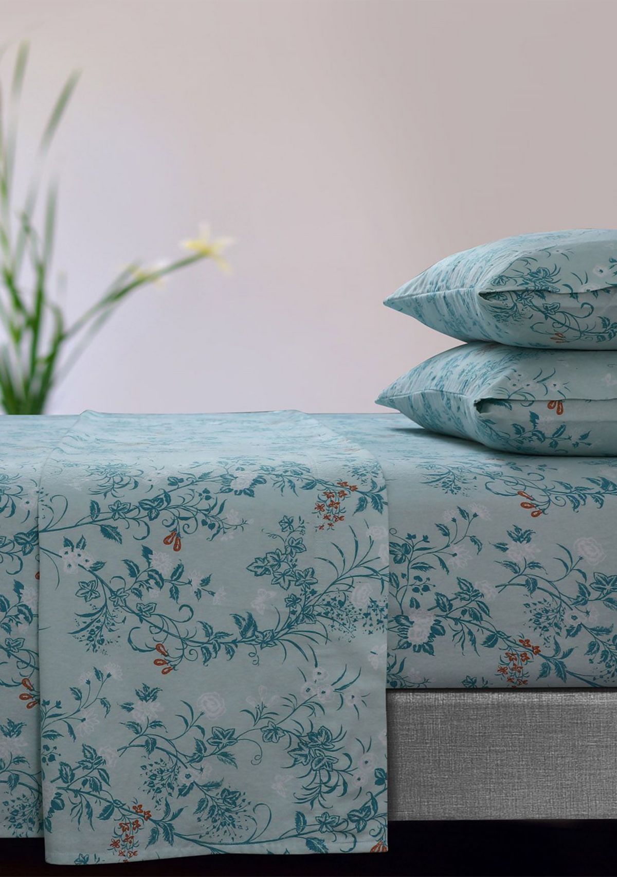 Katy Floral 170-GSM Flannel Extra Deep Pocket Sheet Set Queen Natural