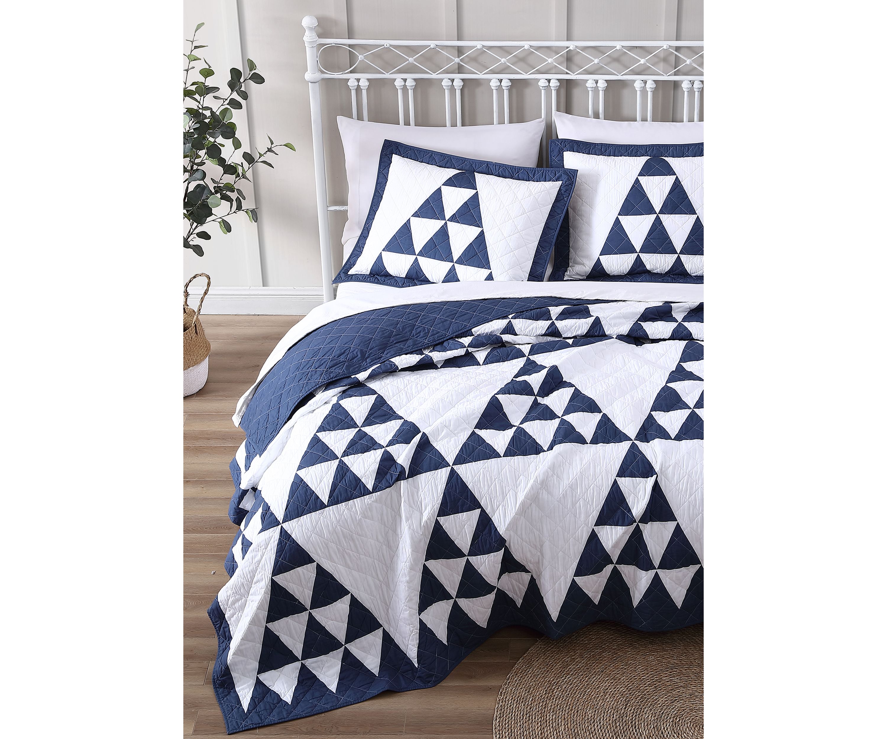 Summit Icon 3-Piece Quilt Set