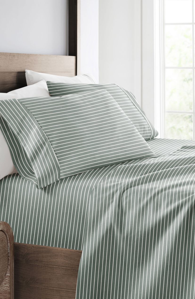 Sheet Set Patterned Microfiber Ultra Soft Bedding in Distressed Awning Stripe