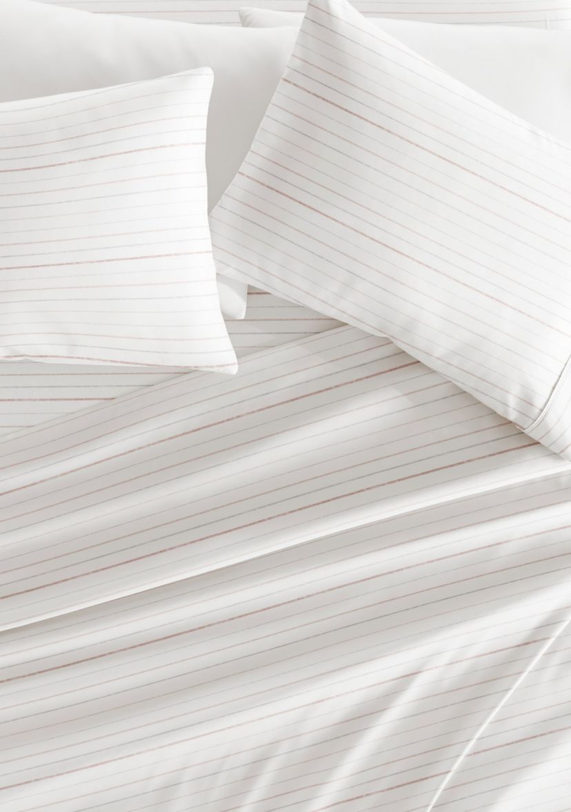 Sheet Set Patterned Microfiber Ultra Soft Bedding in Soft Stitch Stripe