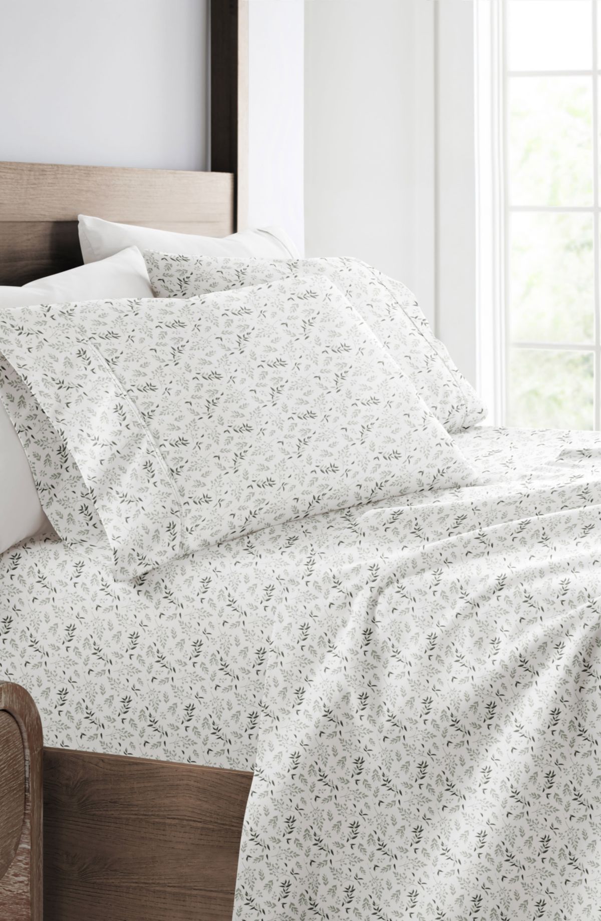 Sheet Set Patterned Microfiber Ultra Soft Bedding in Tossed Foliage