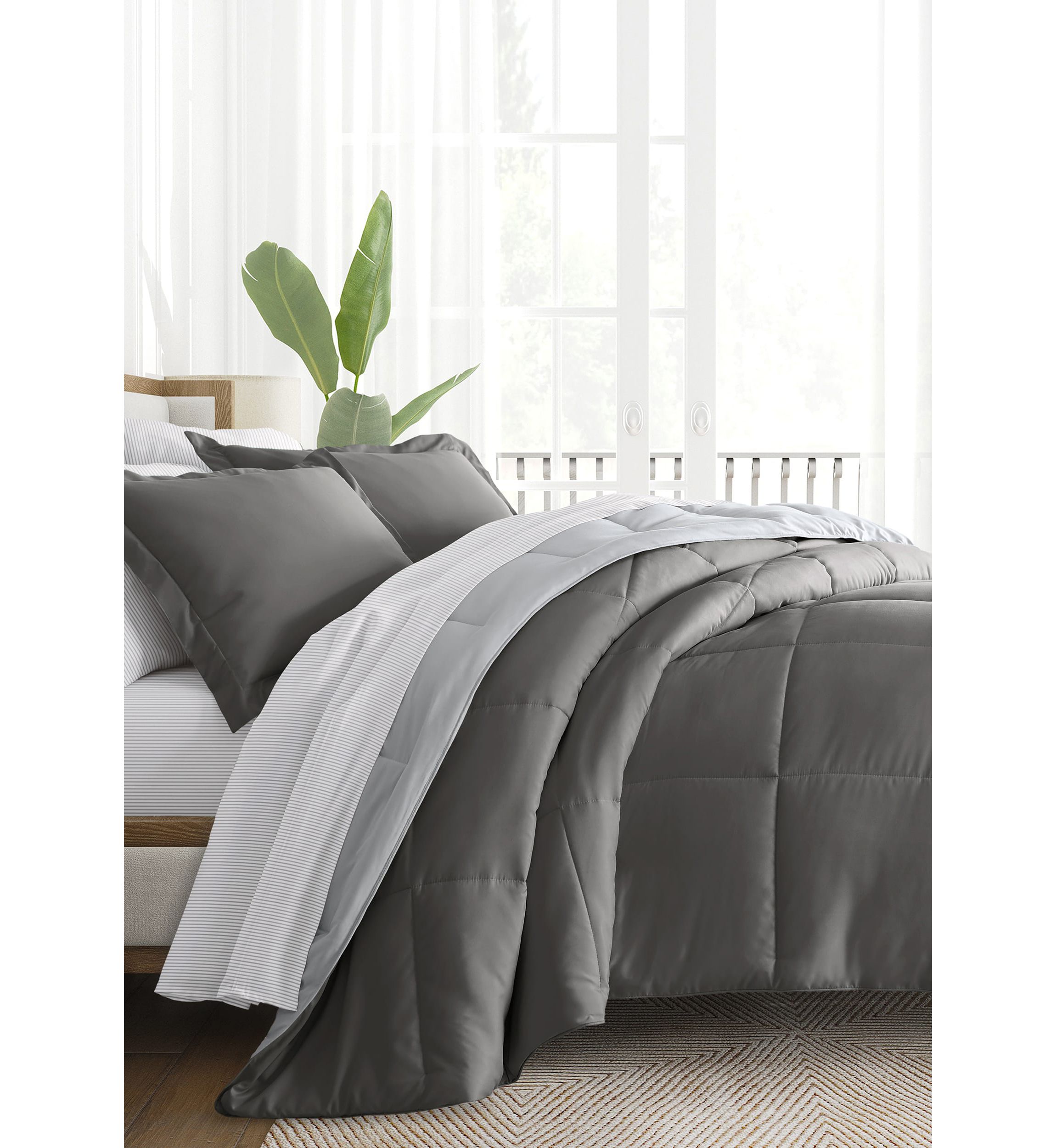 Bedding Bundle, Reversible Microfiber Comforter Set and Patterned Sheet Set
