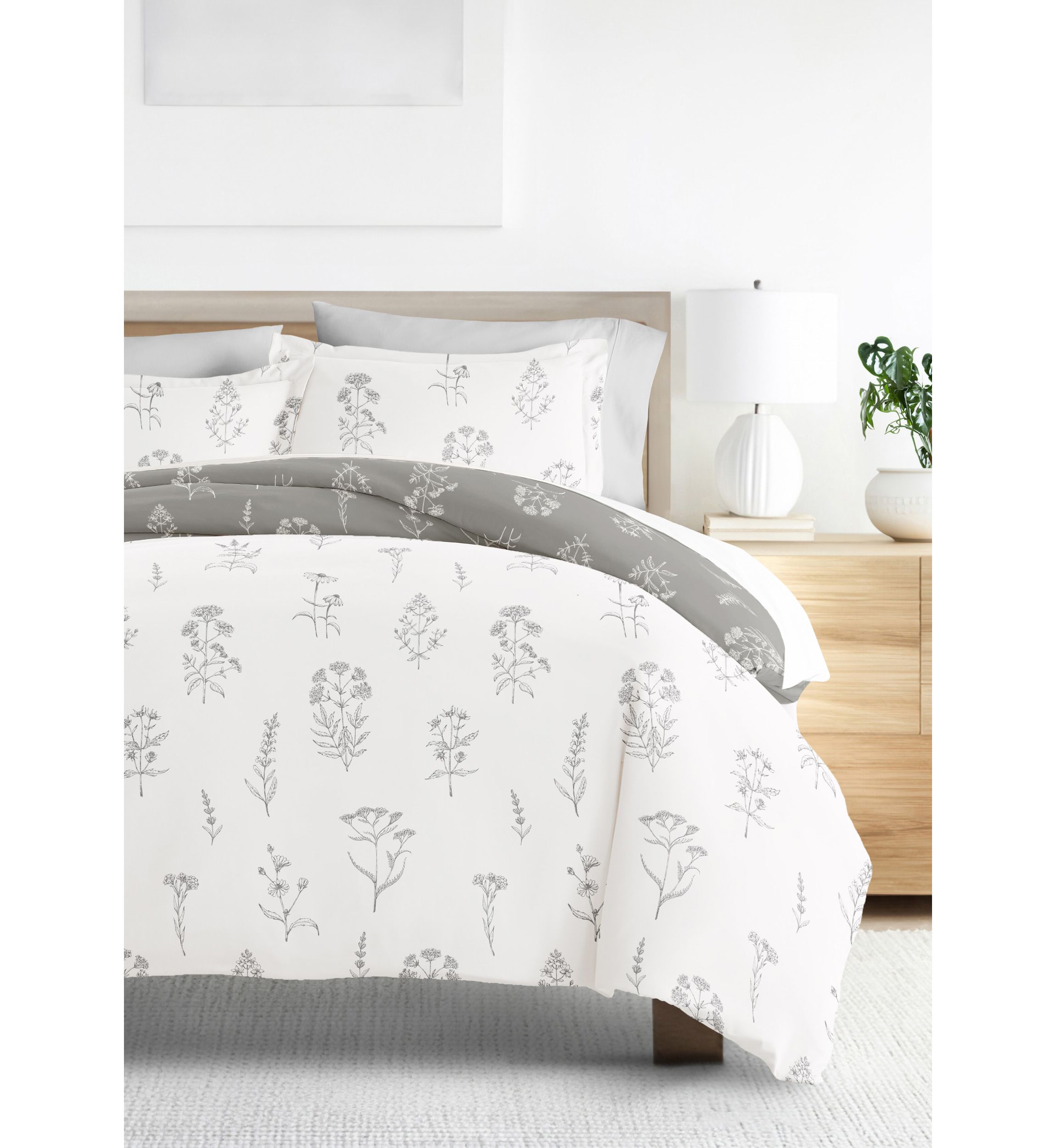 Bedding Bundle, Patterned Duvet Cover Set, White Comforter and Solid Sheet Set