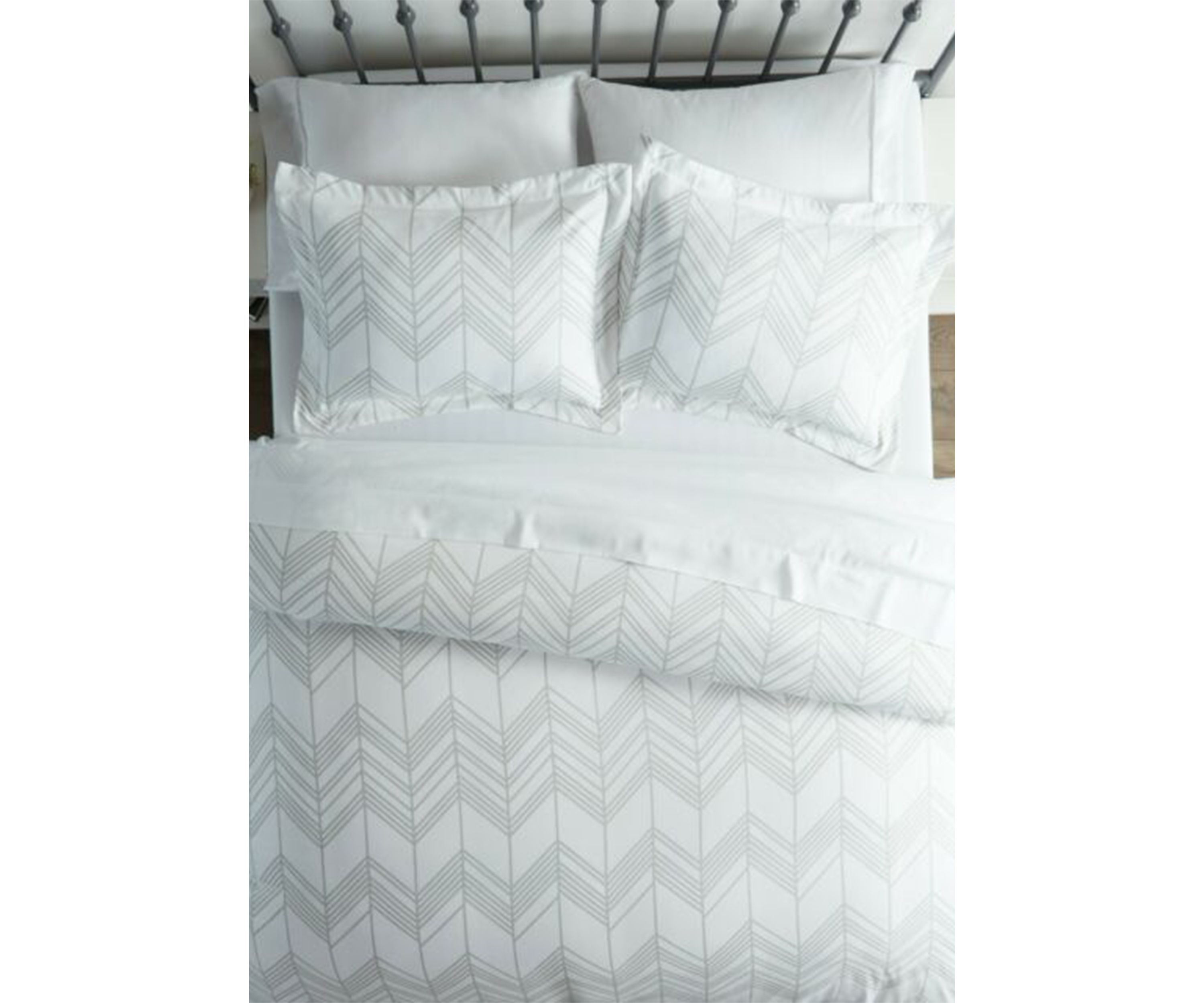 Premium Ultra Soft Alps Chevron Pattern Duvet Cover Set