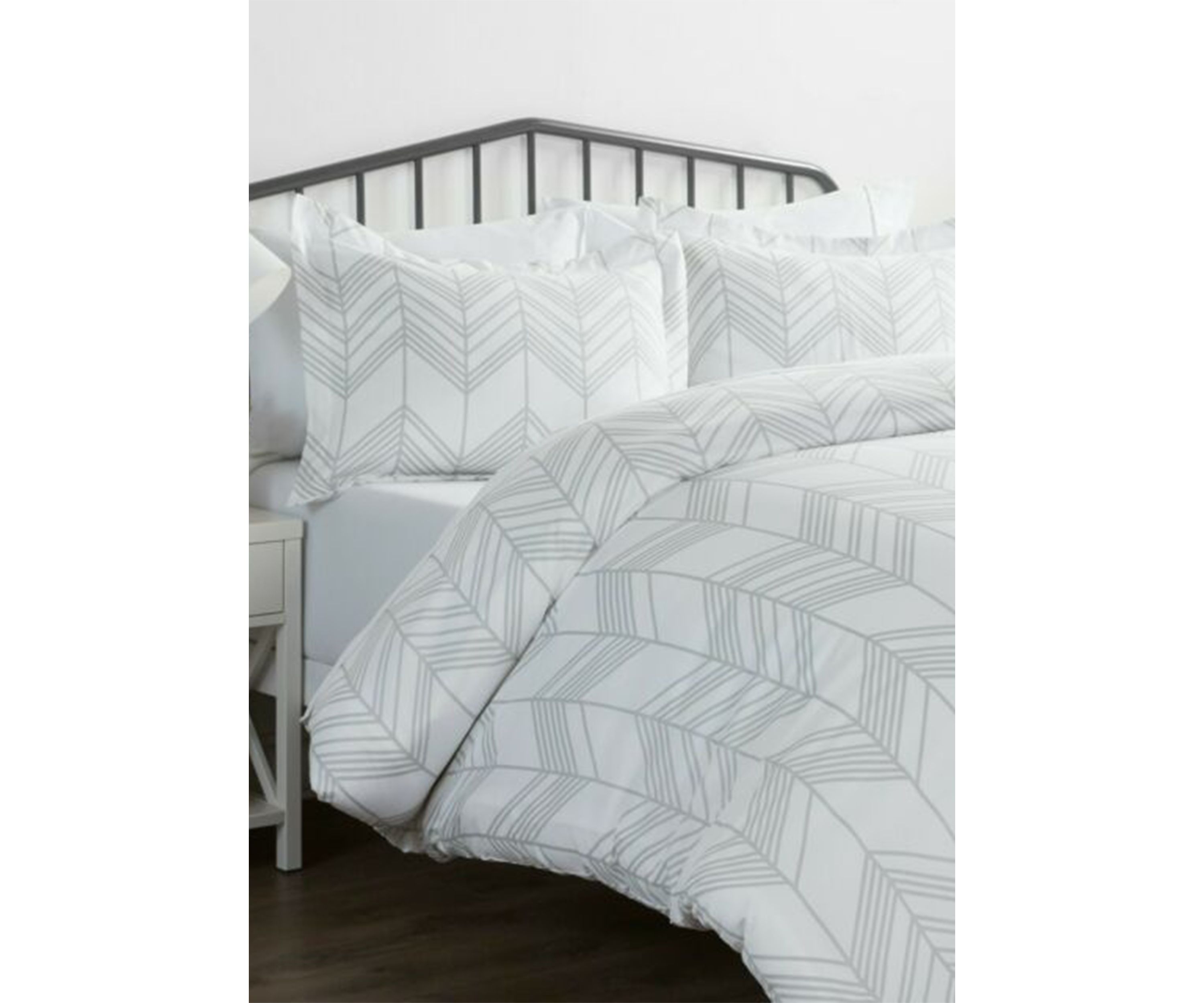 Premium Ultra Soft Alps Chevron Pattern Duvet Cover Set