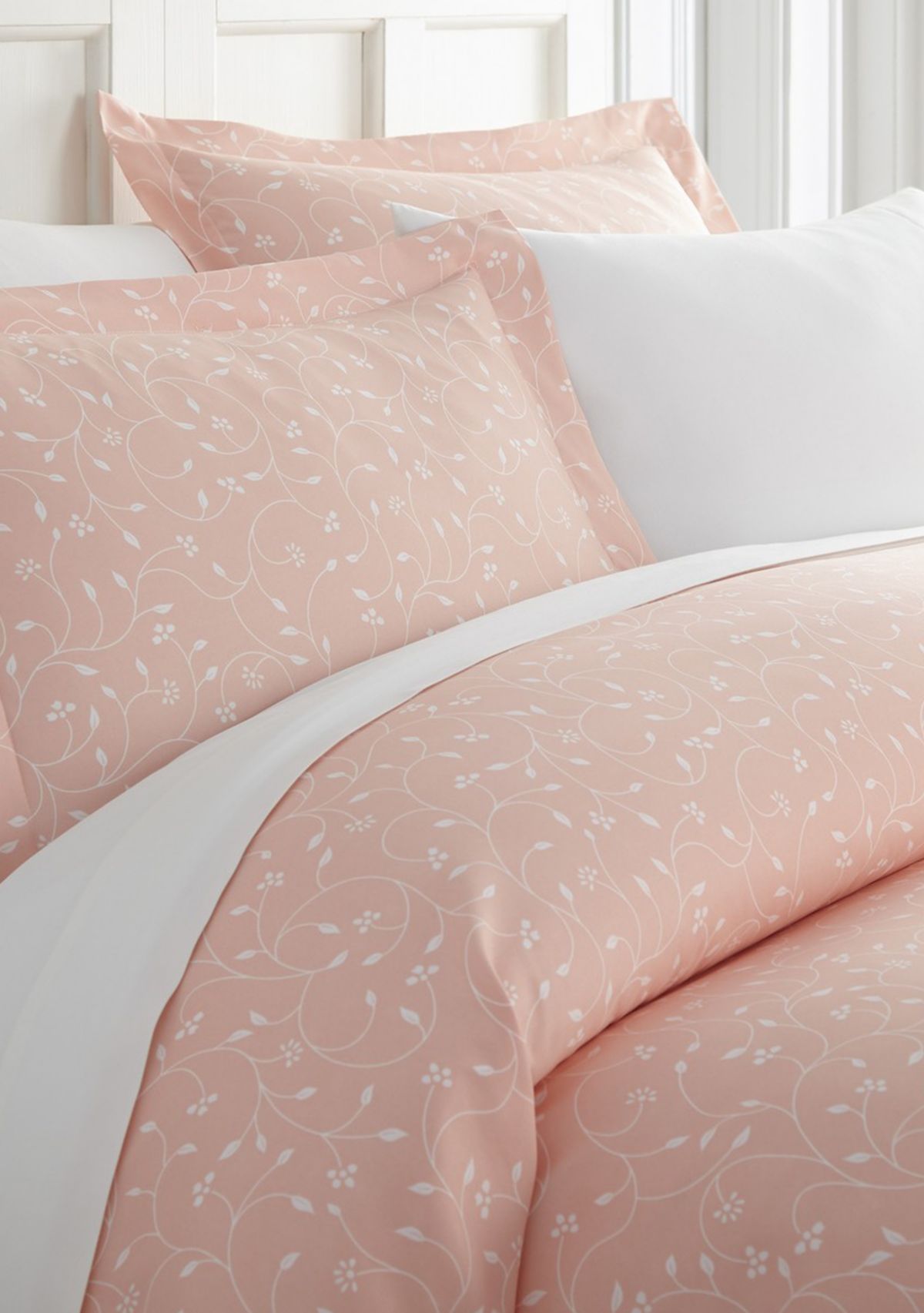 Premium Ultra Soft Pink Buds Pattern 3 Piece Duvet Cover Set