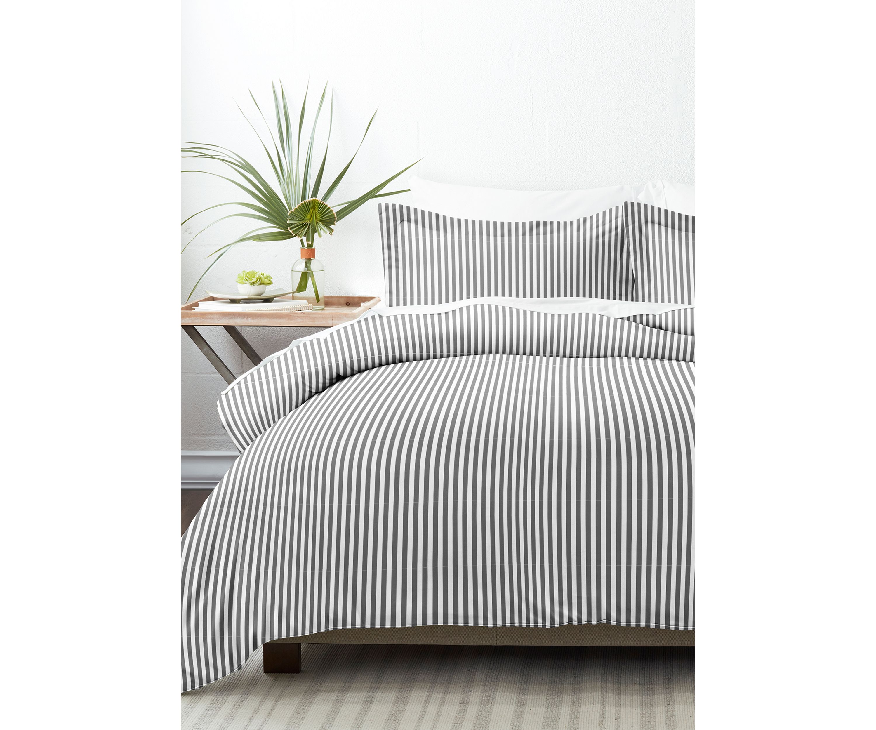 Premium Ultra Soft Ribbon Pattern Duvet Cover Set