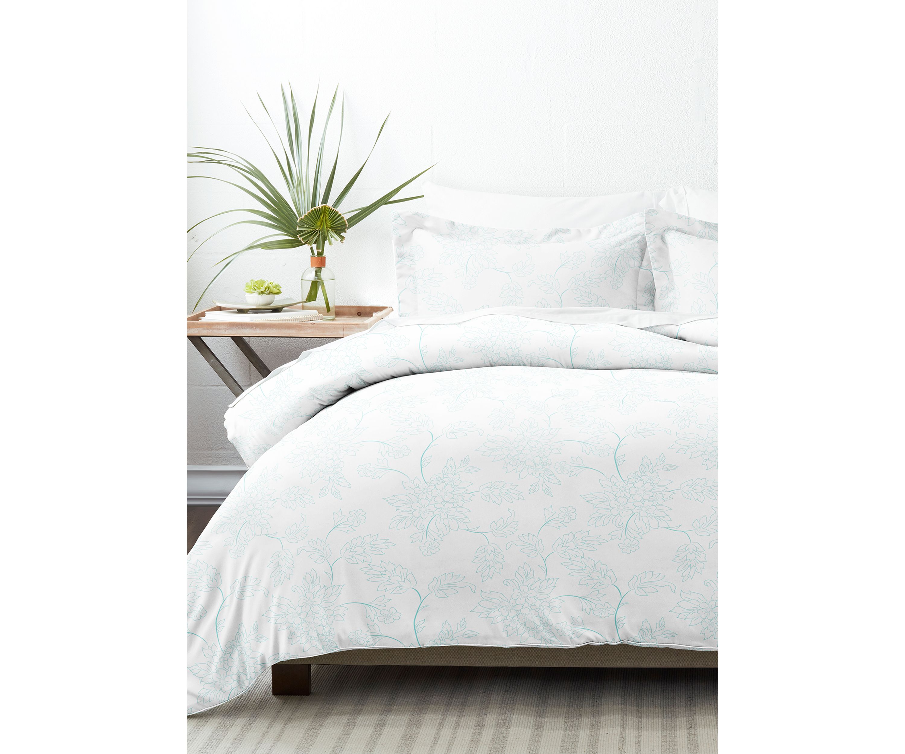 Premium Ultra Soft Vine Pattern 3 Piece Duvet Cover Set