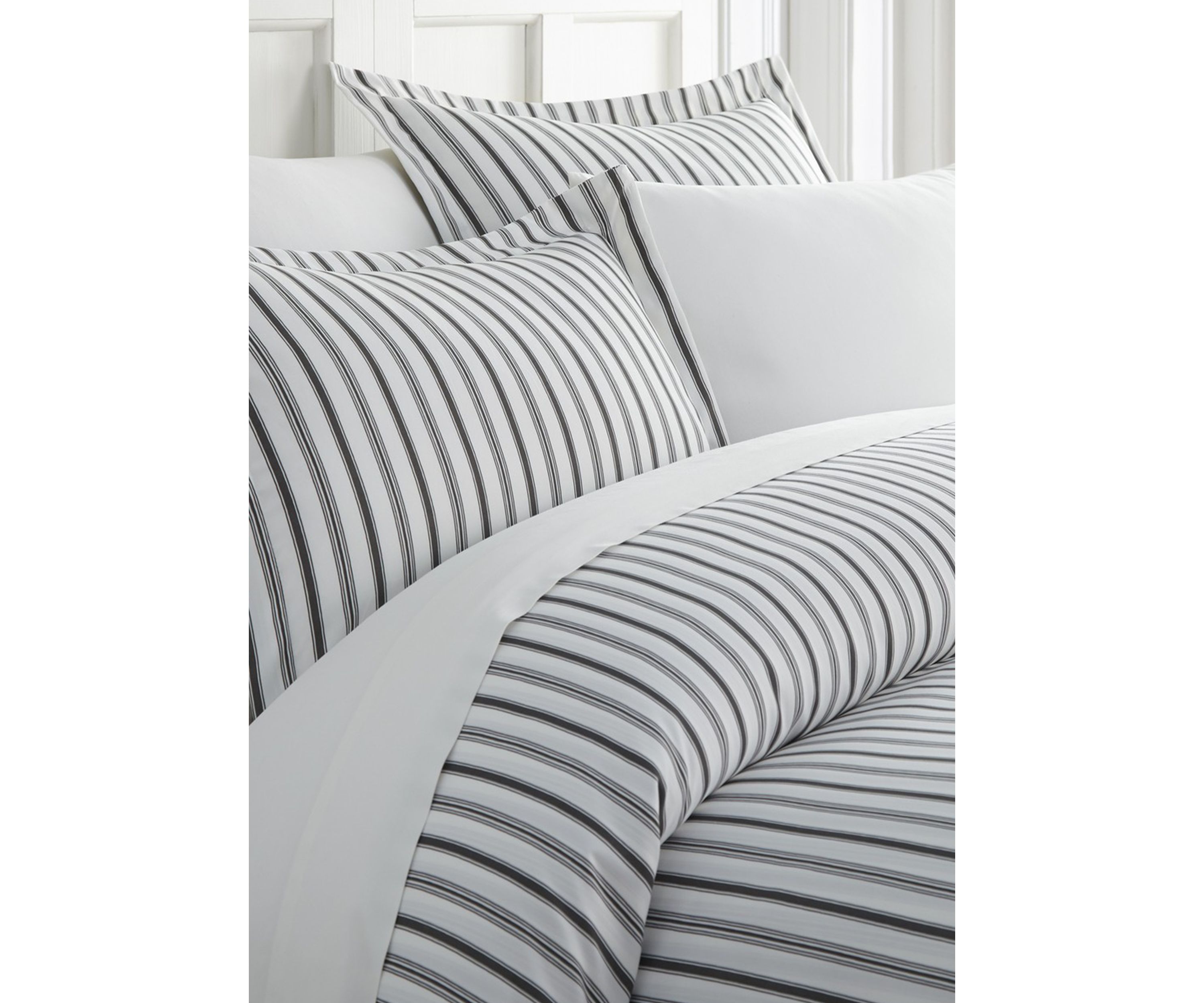 Premium Ultra Soft Vertical Dreams Pattern  Duvet Cover Set