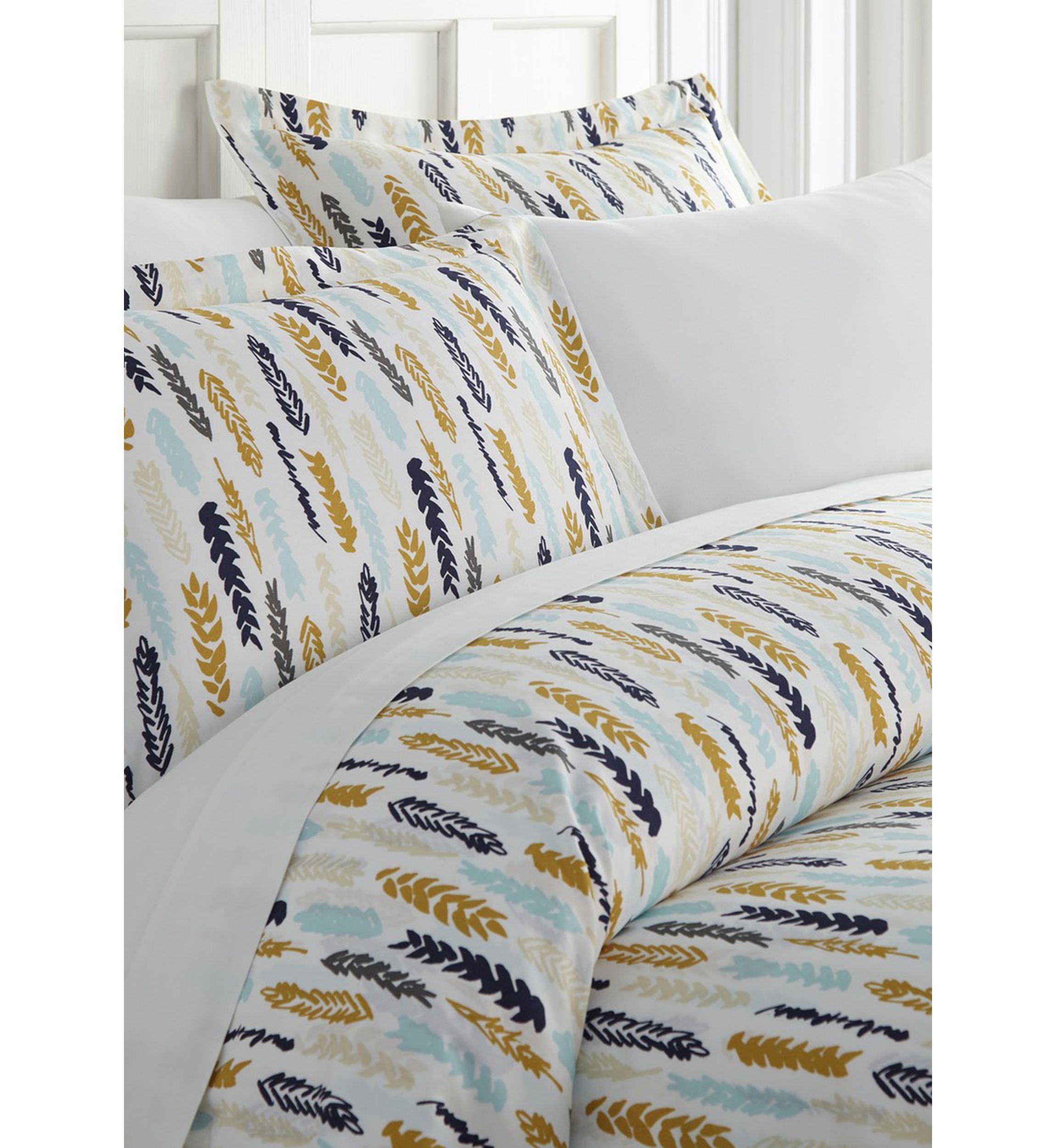 Premium Ultra Soft Feathers Pattern Duvet Cover Set