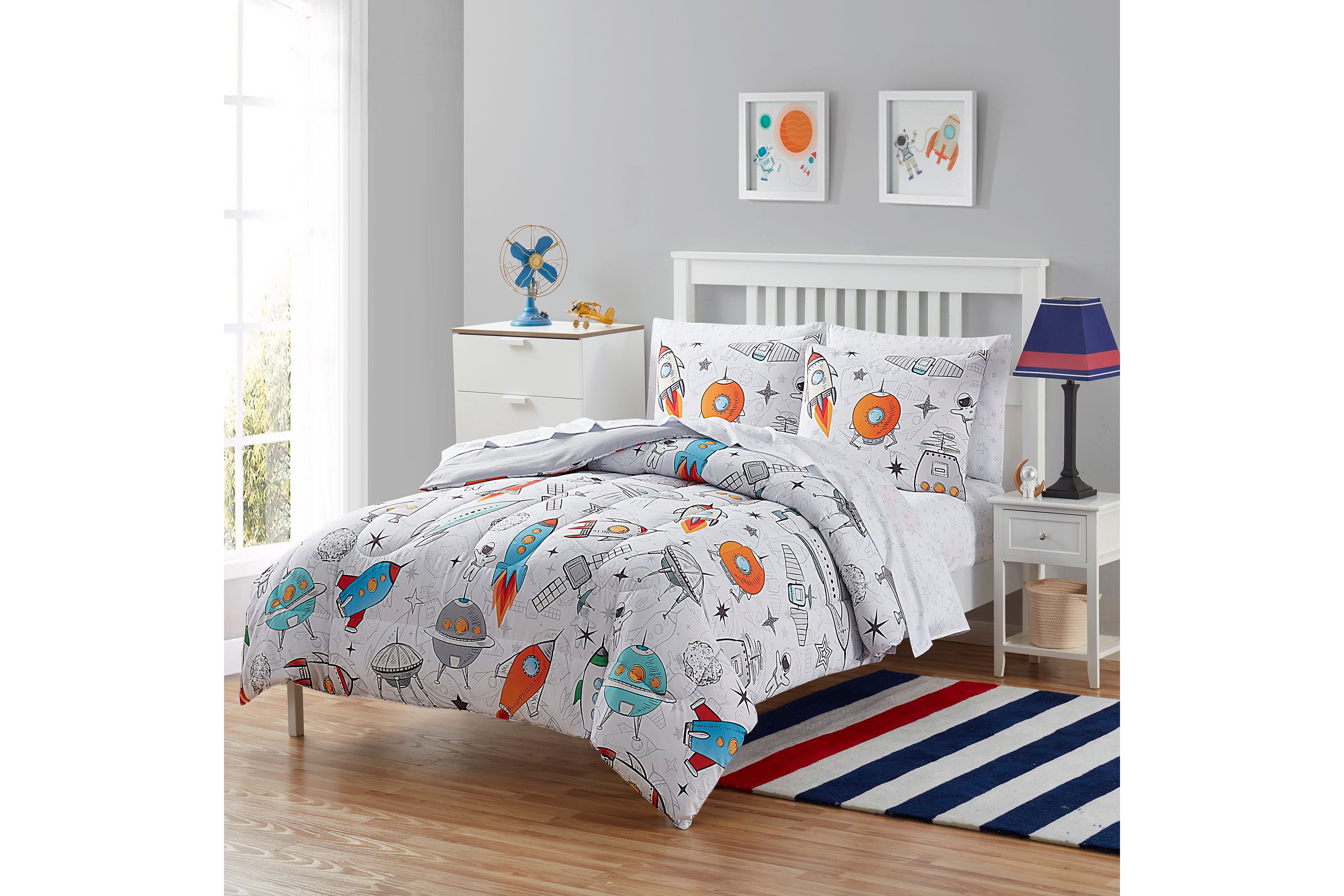 Kids Floating in Space Bed in a Bag Comforter, Sham & Sheet Set