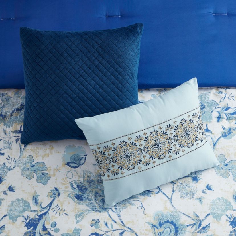 Margolis 7 Piece Floral Comforter Set