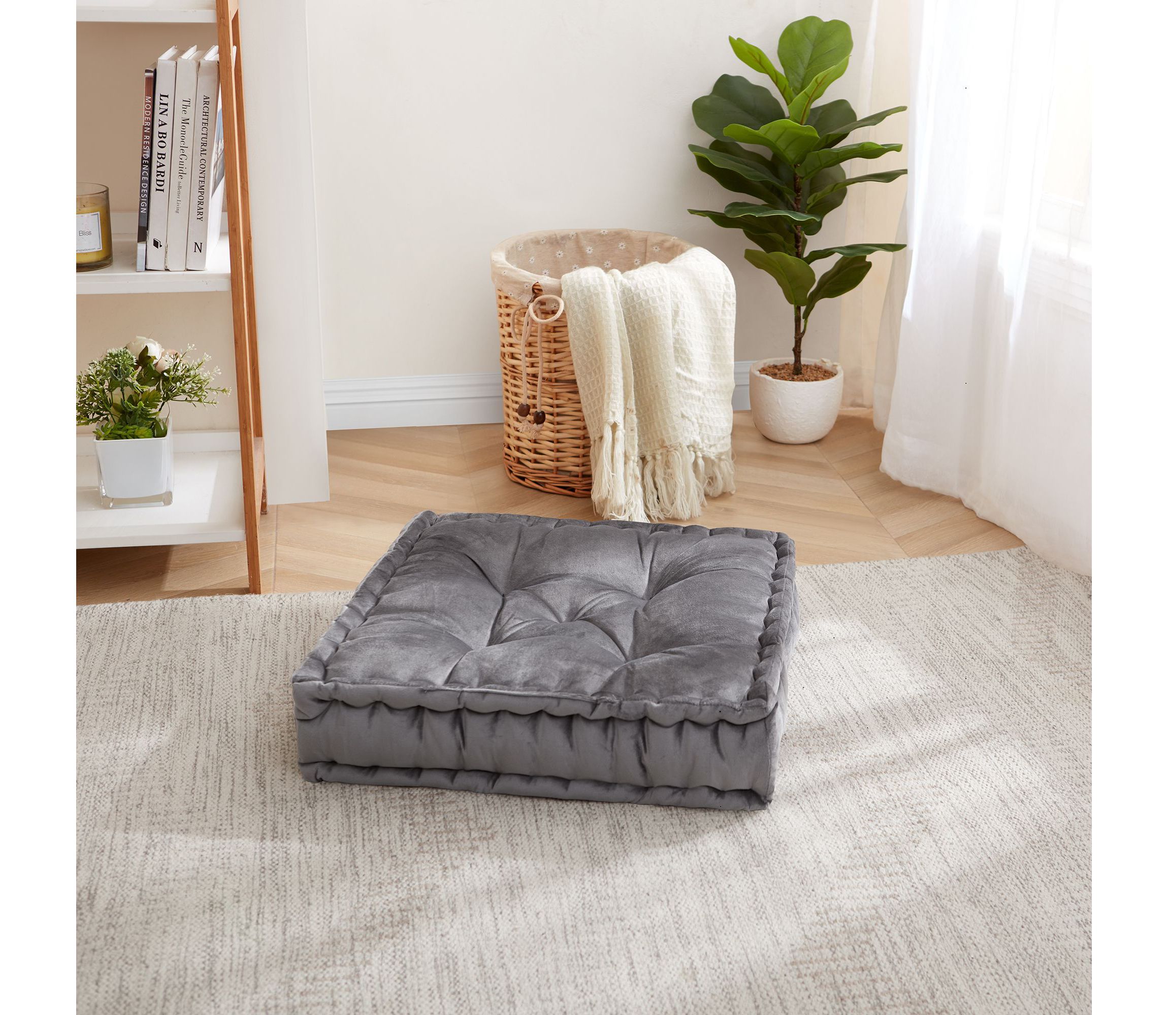 20" x 20" Polyester Tufted Square Meditation Yoga Floor Pillow