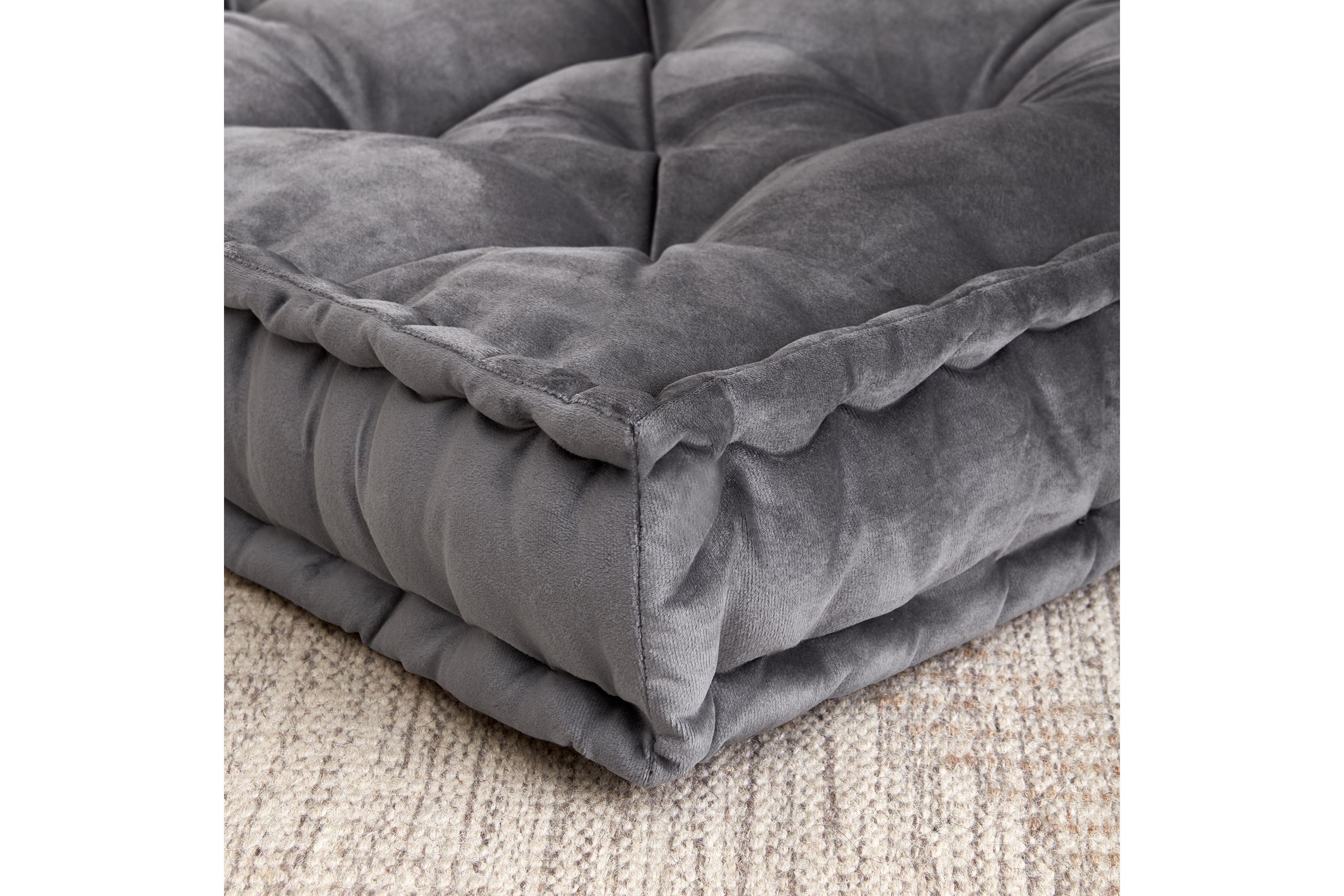 20" x 20" Polyester Tufted Square Meditation Yoga Floor Pillow