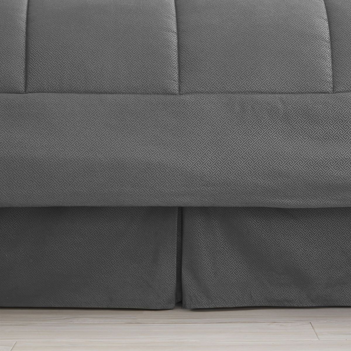 8 Piece Bed In A Bag Greek Key Comforter Sheet Bed Skirt Sham Set