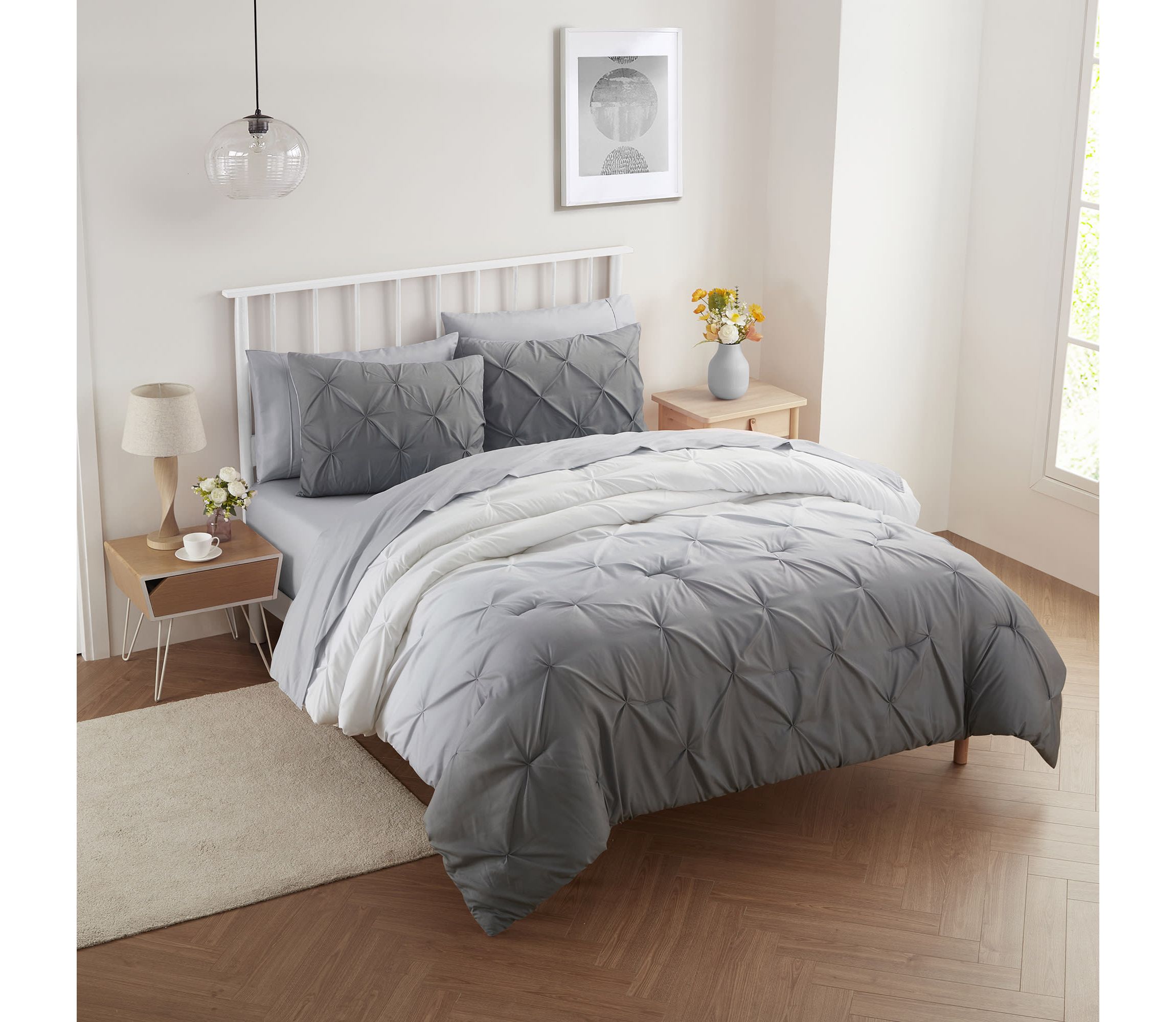 Loralie Ombre Pintuck Bed in a Bag
