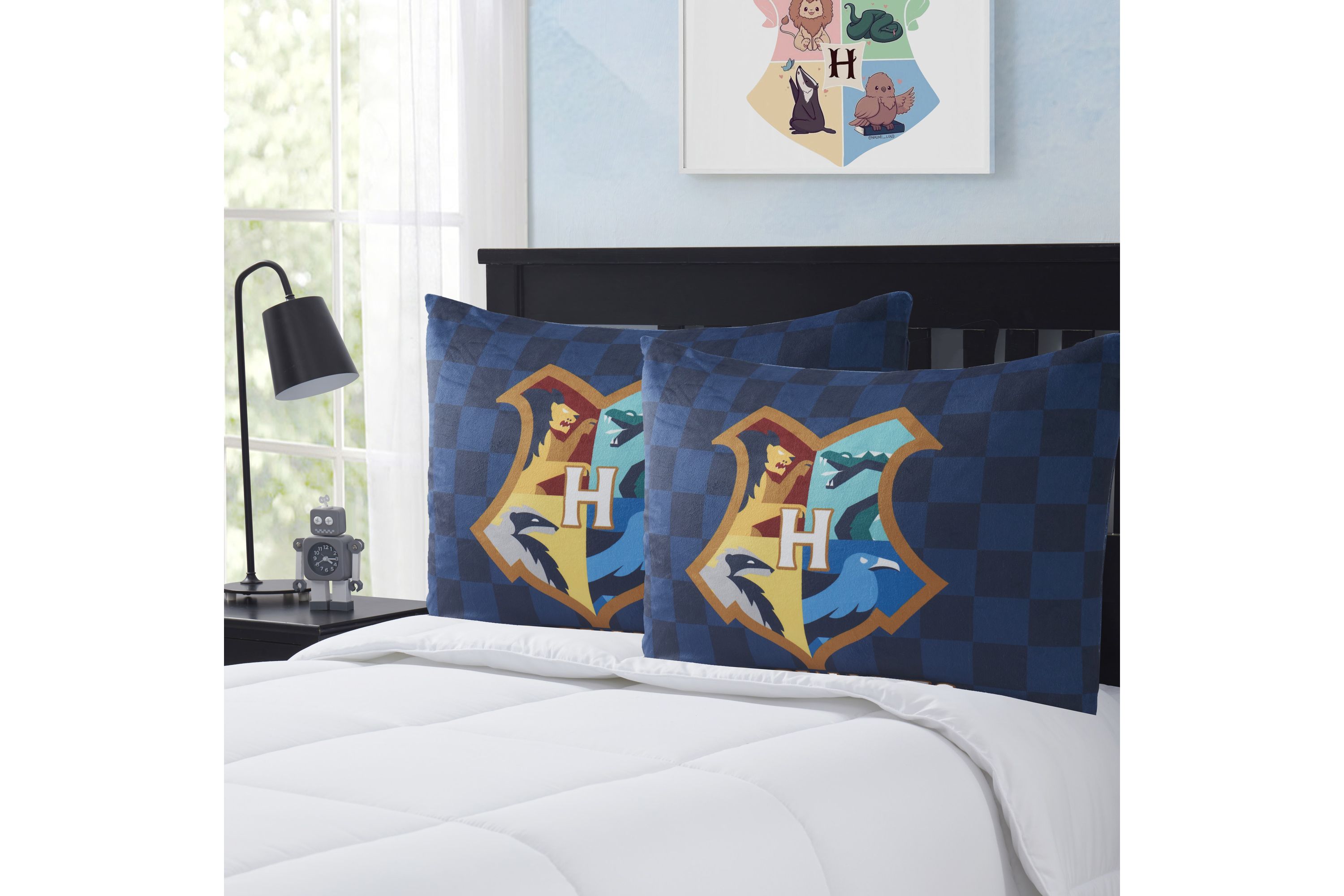 Hogwarts Harry Potter Reversible 20" x 26" Bed Pillow 2 Pack