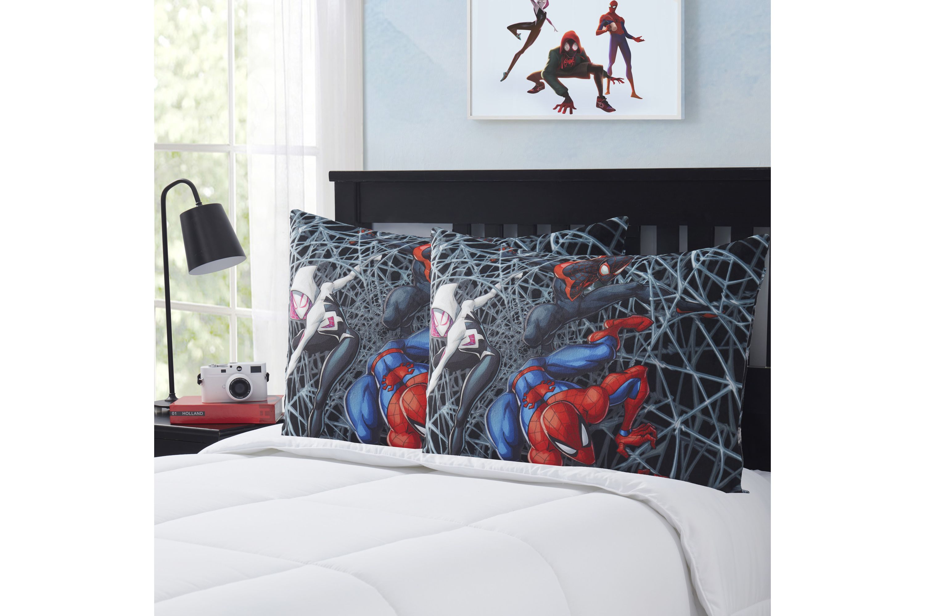 Spiderman Spidey Friends Reversible 20" x 26" Bed Pillow 2 Pack