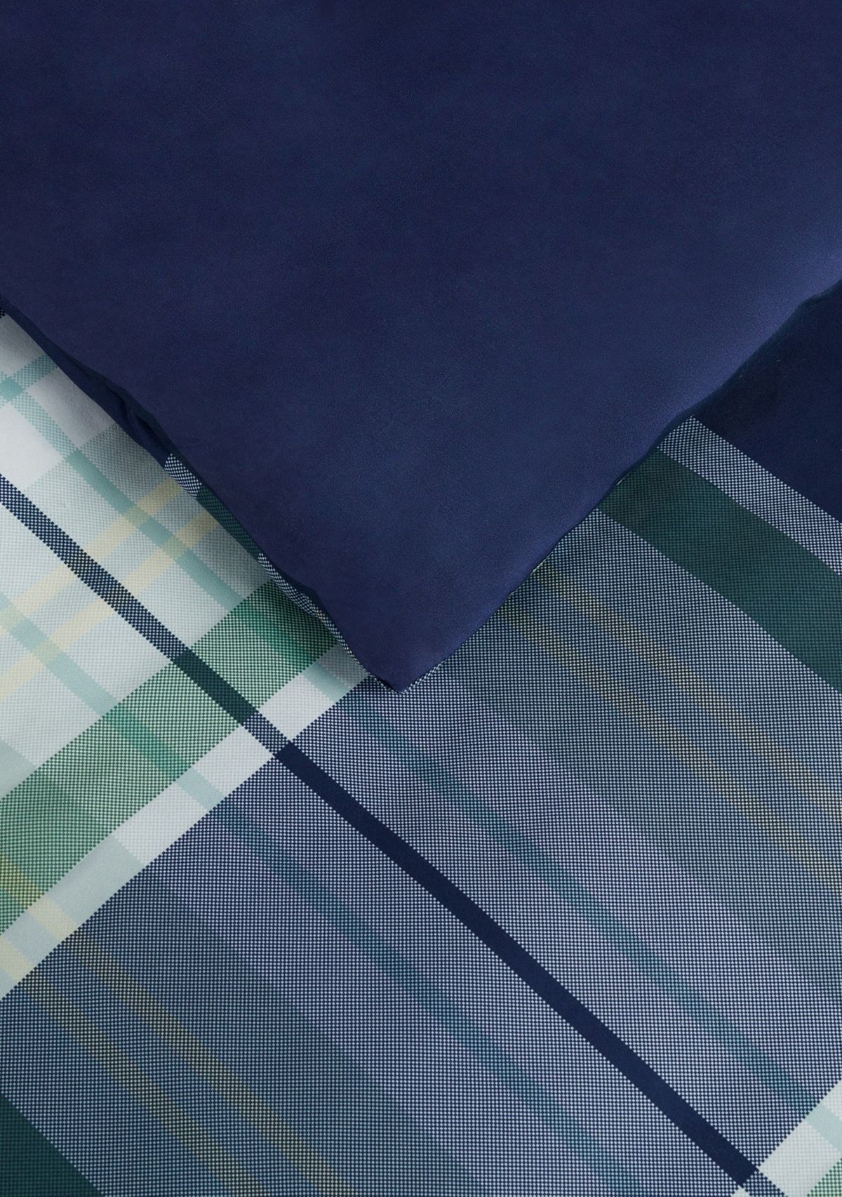 Simply Clean Scott Plaid Antimicrobial Comforter Set