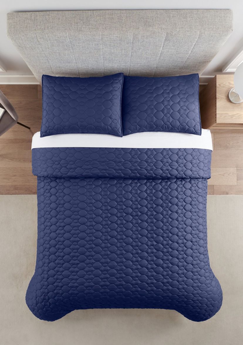 Simply Comfort Solid Quilt Set