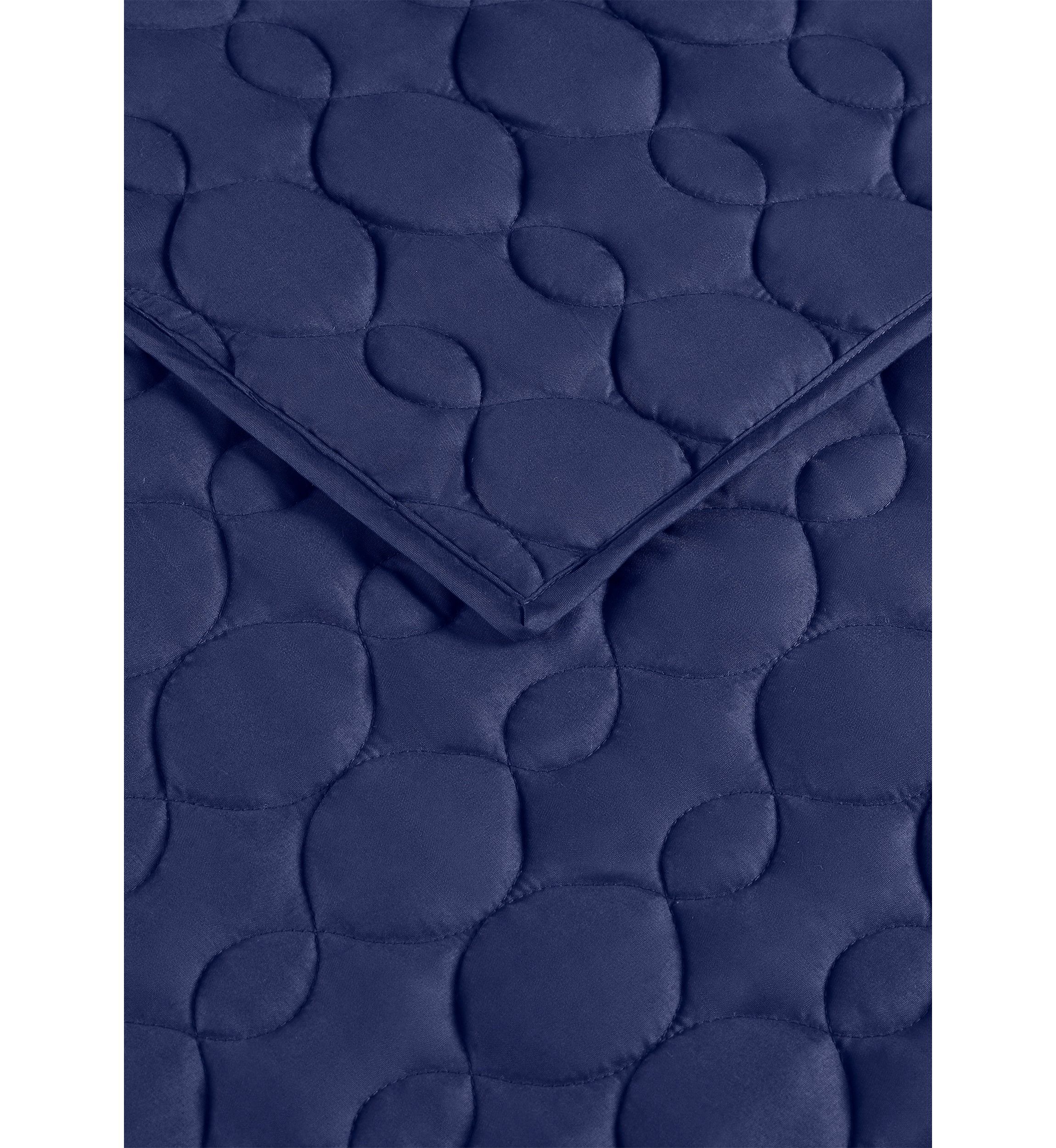 Simply Comfort Solid Quilt Set