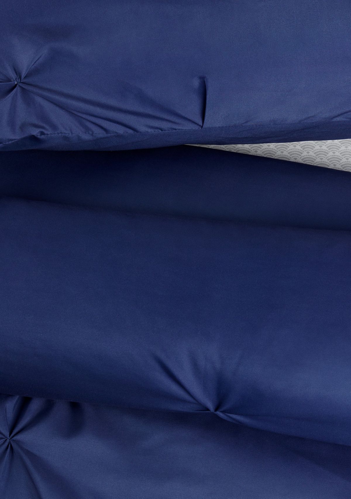 Simply Clean Antimicrobial Pleated Comforter Set