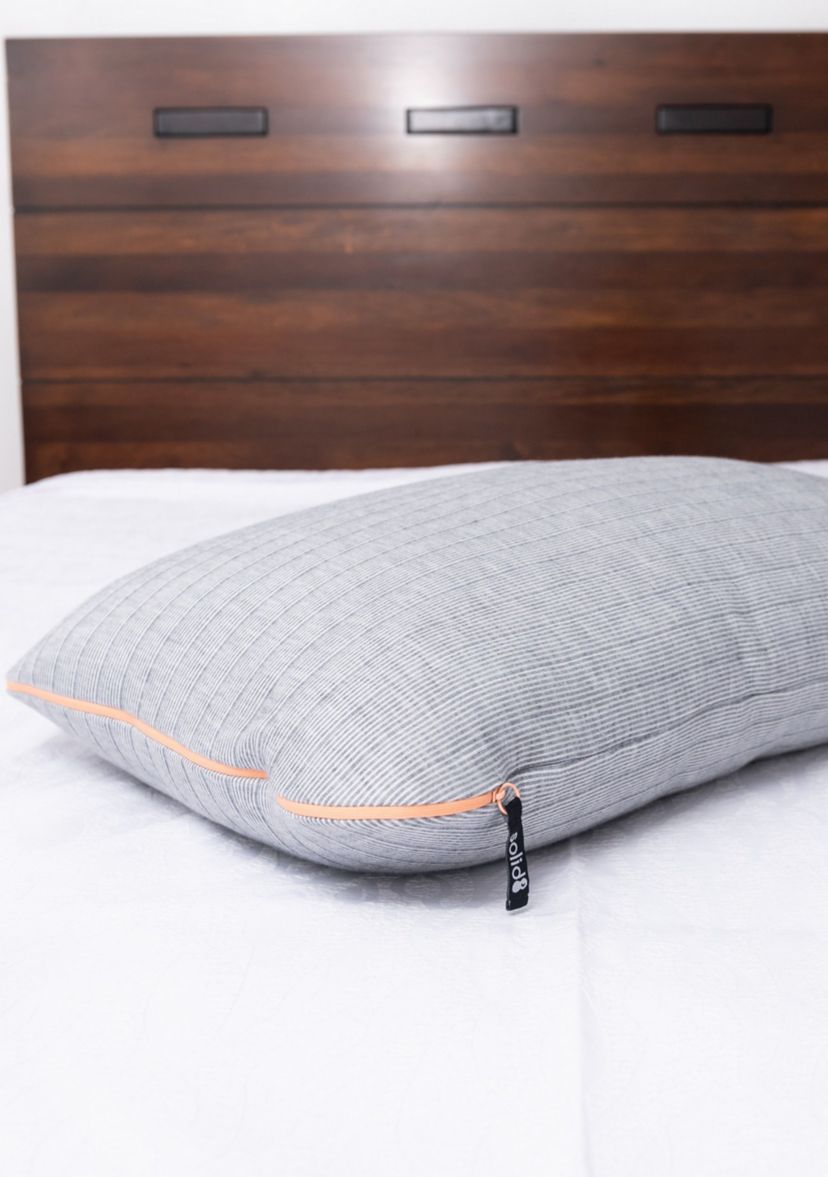ARCTIC TOUCH DOWN ALTERNATIVE PILLOW