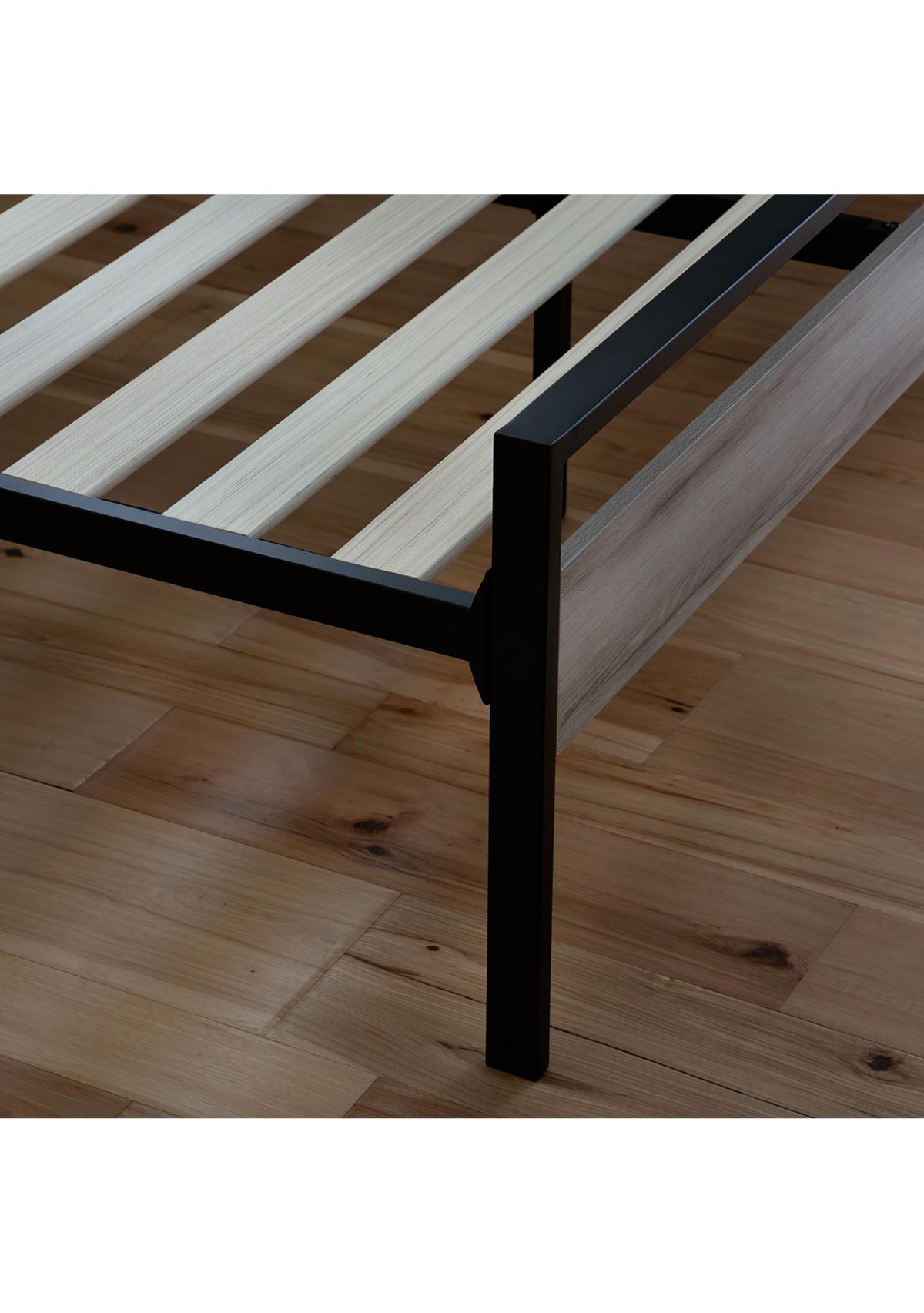 Open Frame Metal & Wood Platform Bed Frame 