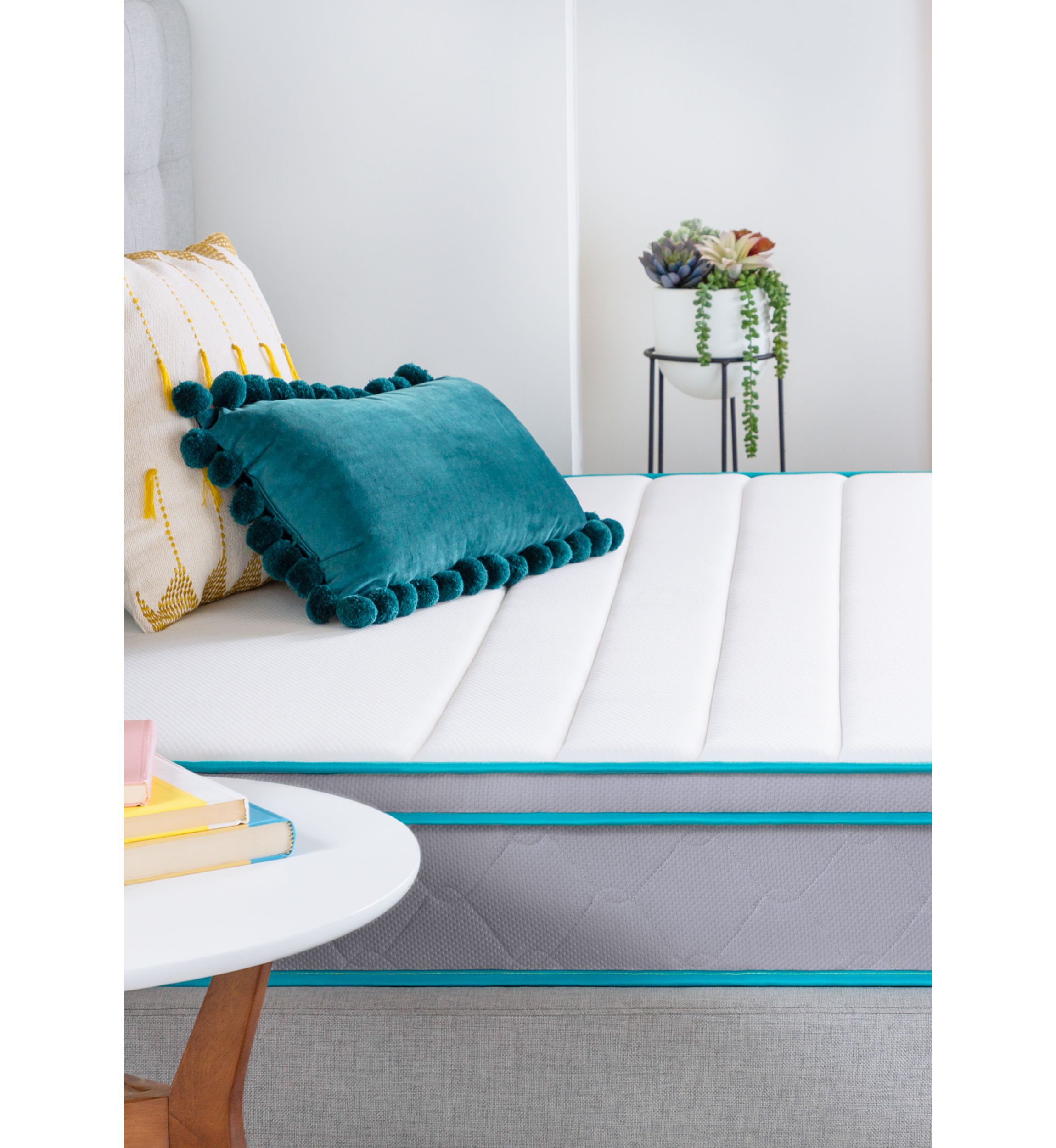 Signature 8 Inch Hybrid Innerspring and Gel Memory Foam Mattress